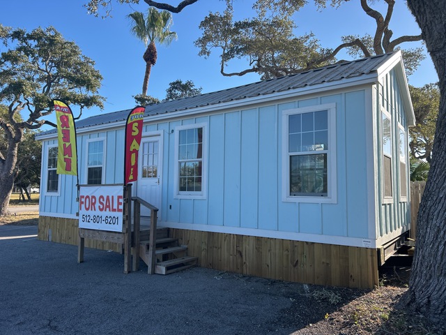 Vaughan Driftwood 35 ft x 13 ft Portable T/A Tiny Home