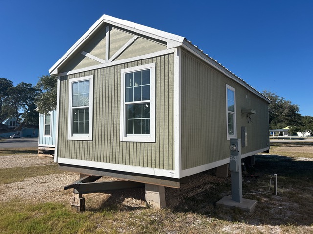 Vaughan Driftwood 35 ft x 13 ft Portable T/A Tiny Home