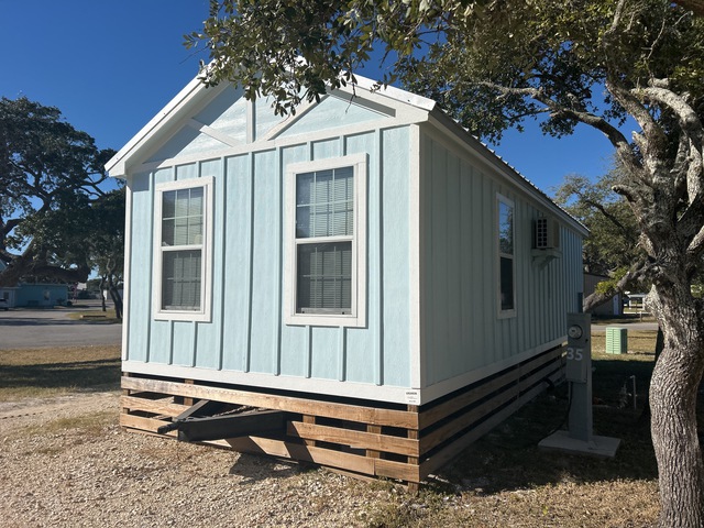 Vaughan Driftwood 35 ft x 13 ft Portable T/A Tiny Home