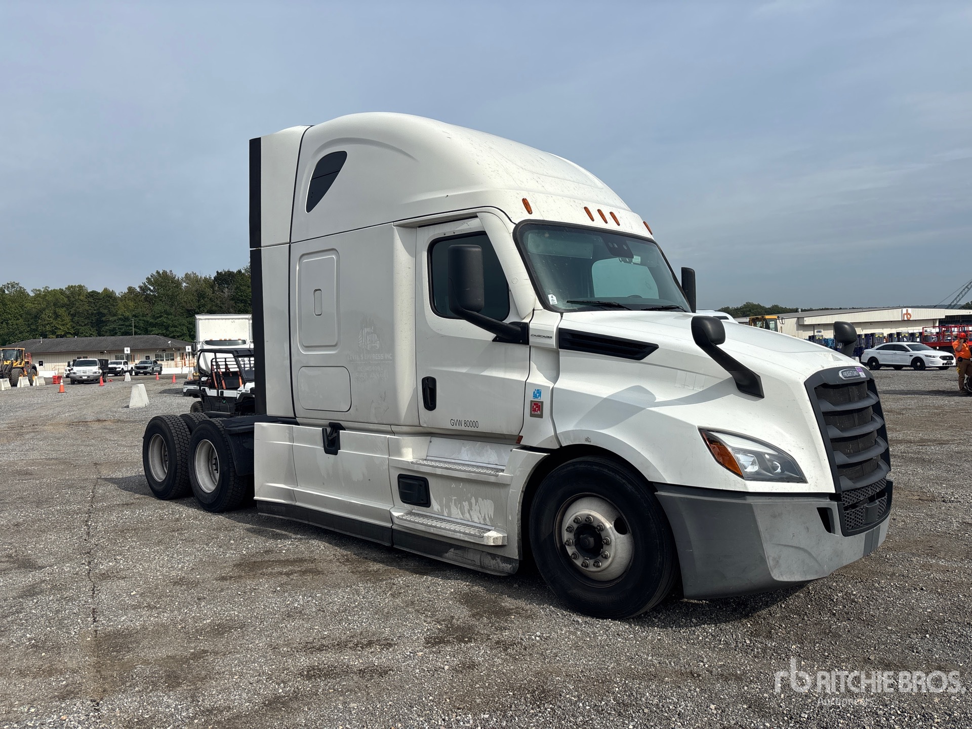 Aspect général with Image, coin avant droit