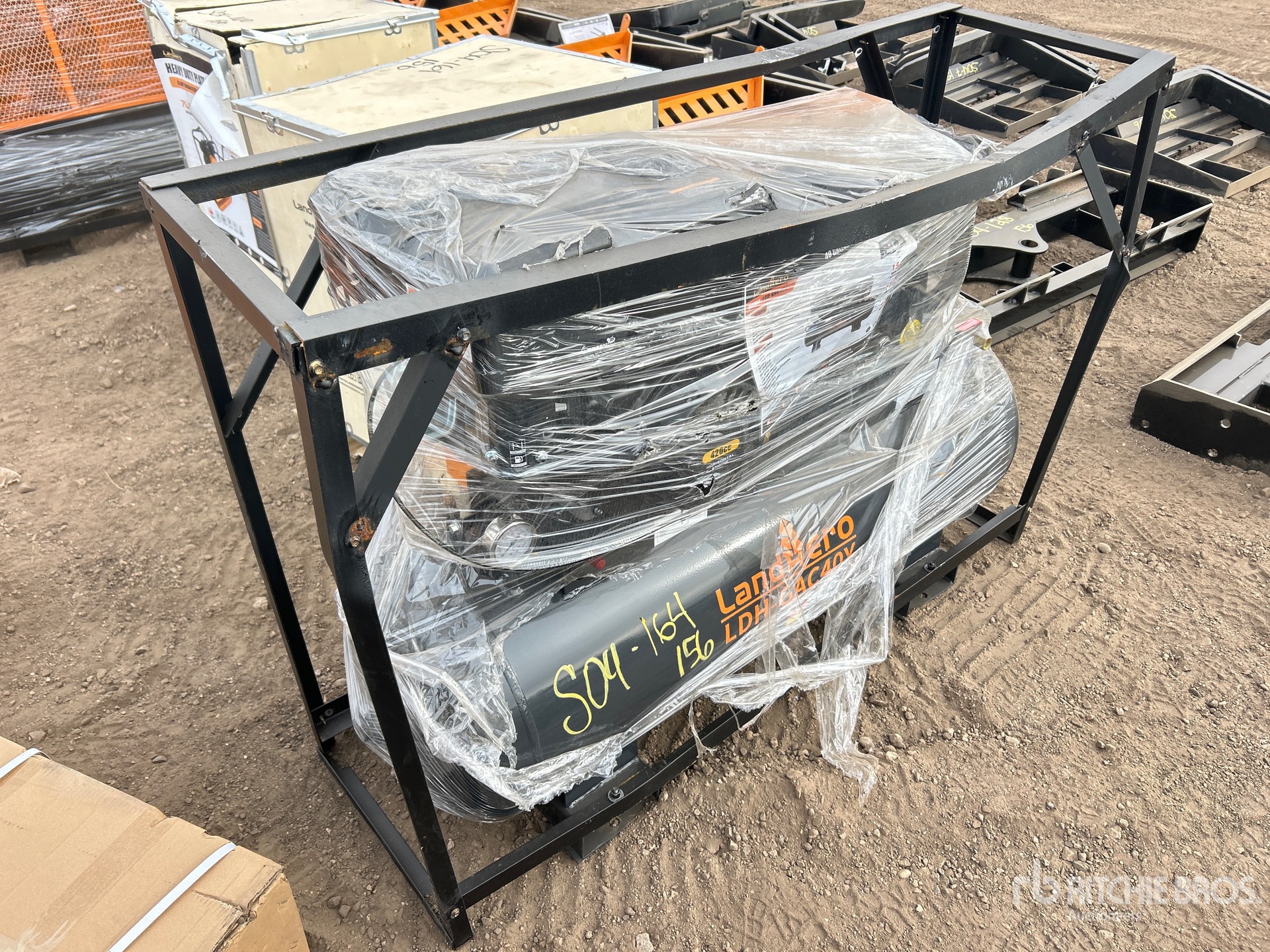 General Appearance with Foto, angolo anteriore destro