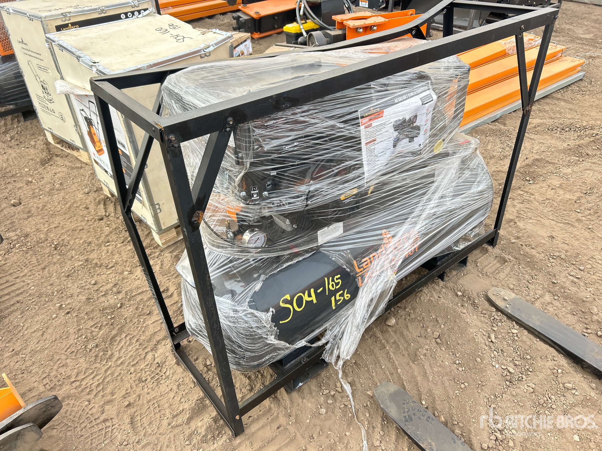 General Appearance with Foto, angolo anteriore destro