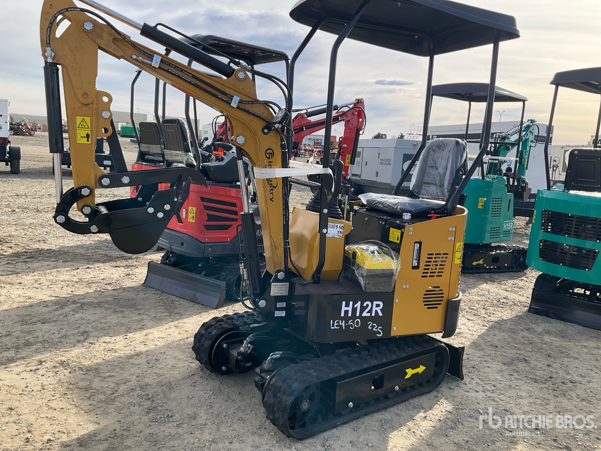 General Appearance with Featured Photo