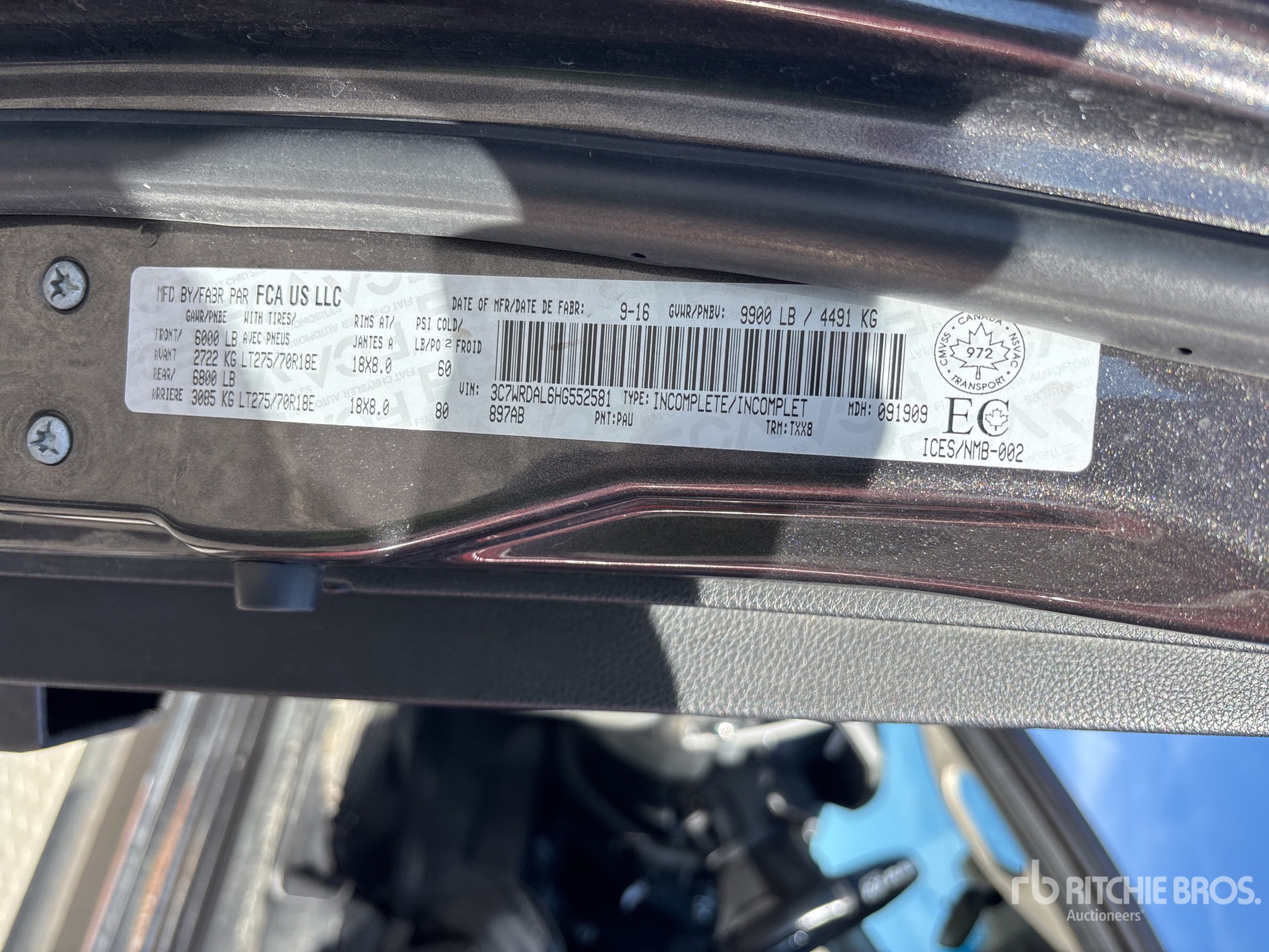 General Appearance with Serial Number / VIN