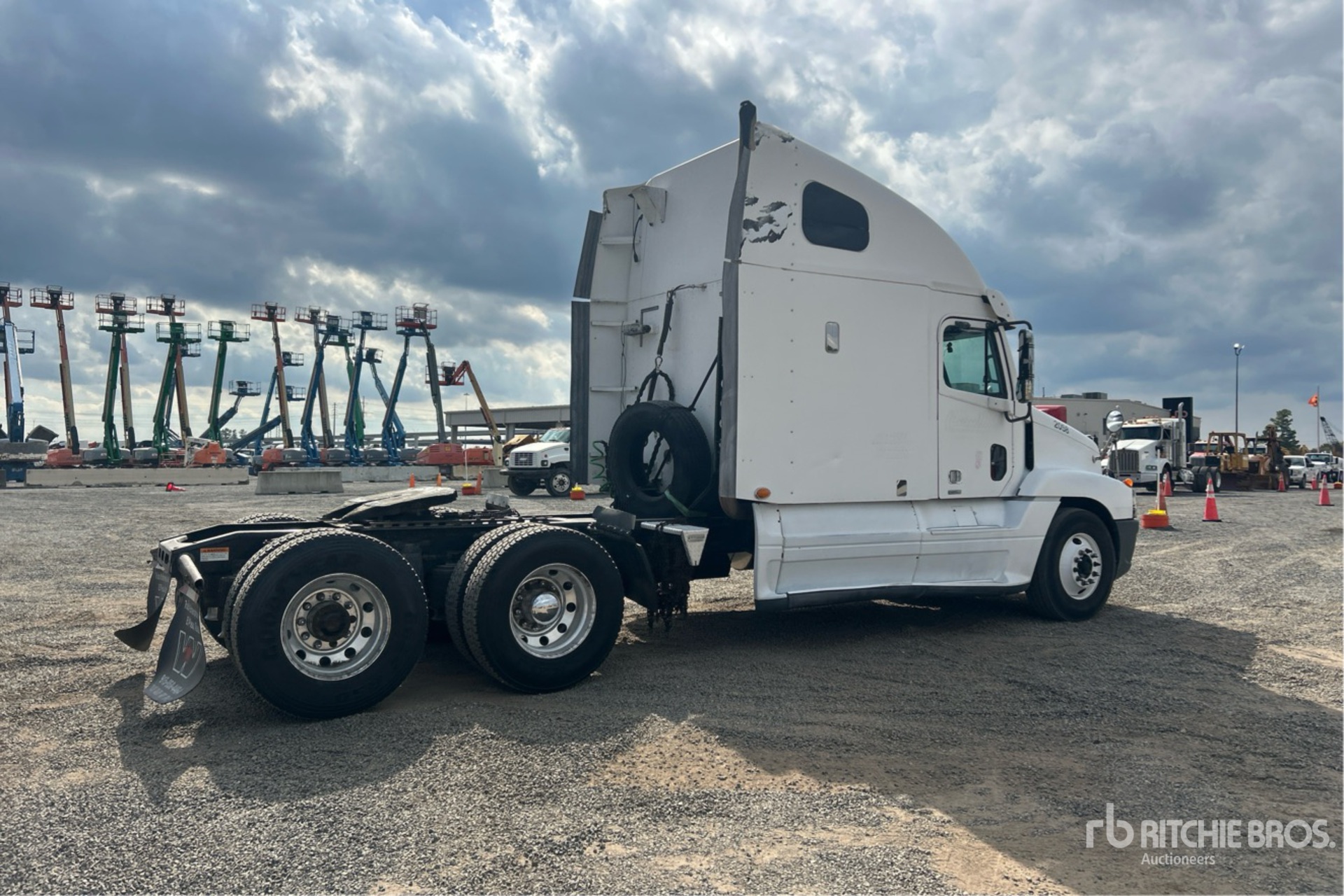 General Appearance with Imagen: esquina trasera derecha