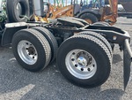 4 Underbody - Truck with 
