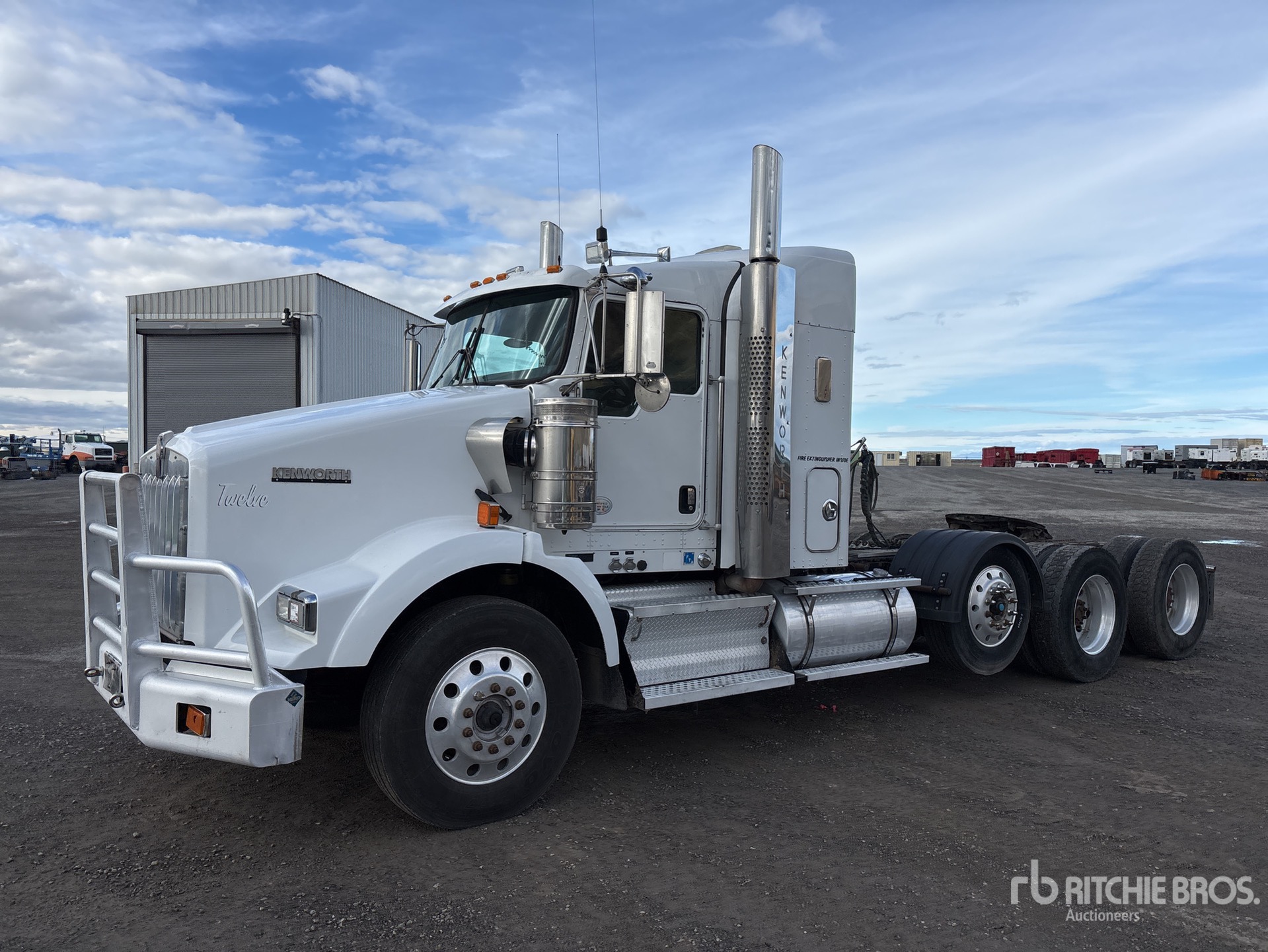 General Appearance with Imagen: esquina delantera izquierda