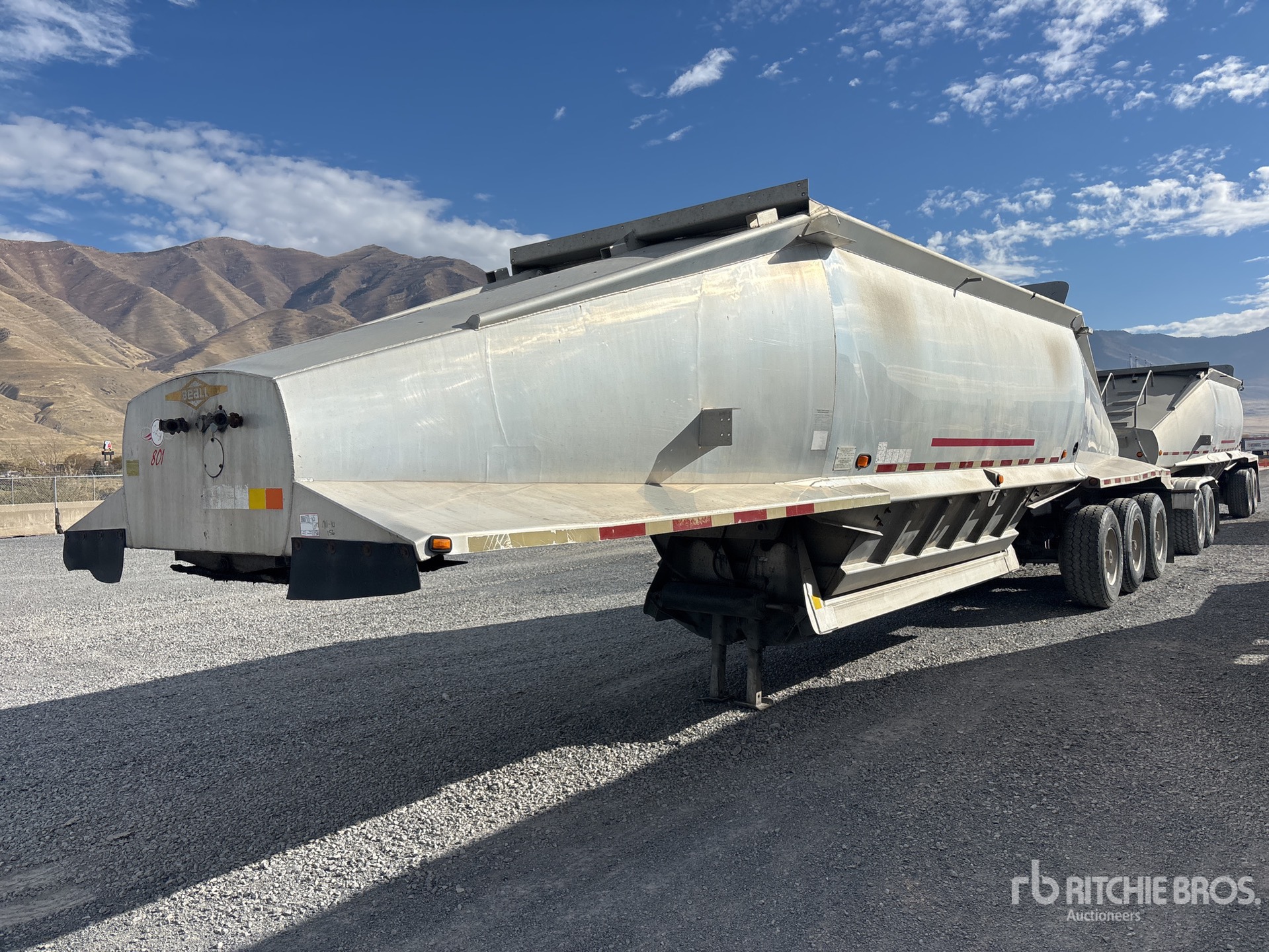 General Appearance with Featured Photo