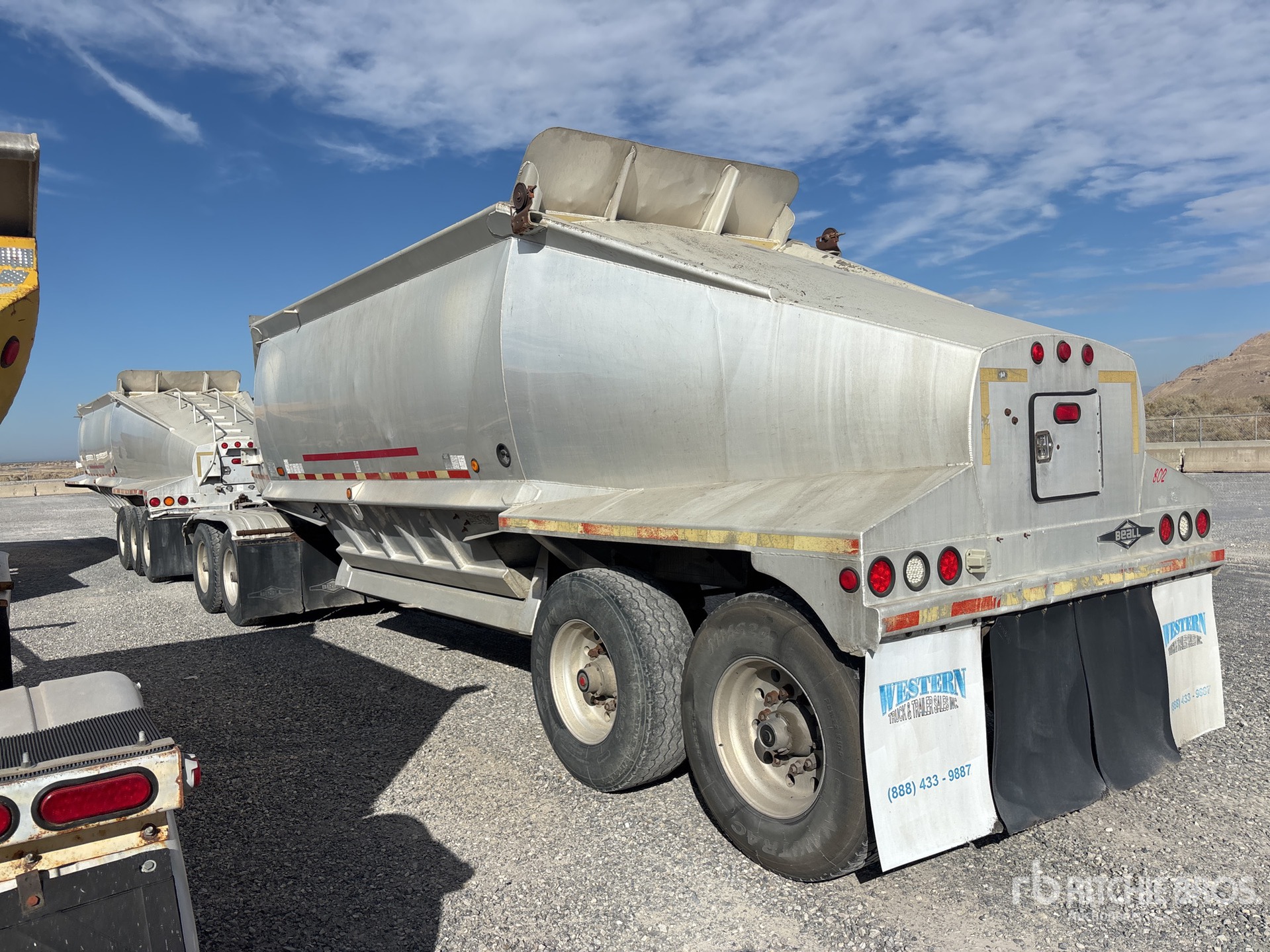 General Appearance with Imagen: esquina trasera izquierda