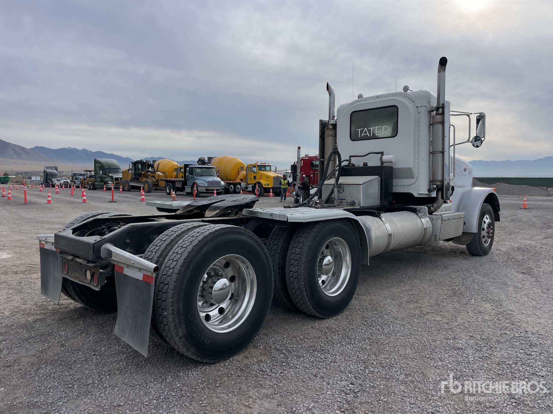 General Appearance with Image, coin arrière droit