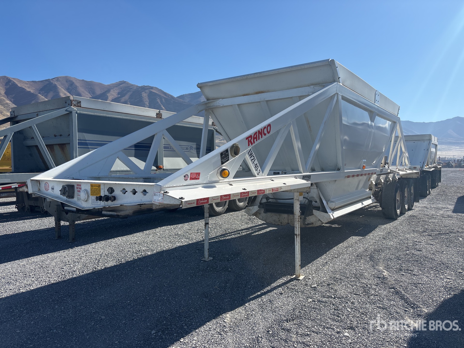 General Appearance with Featured Photo