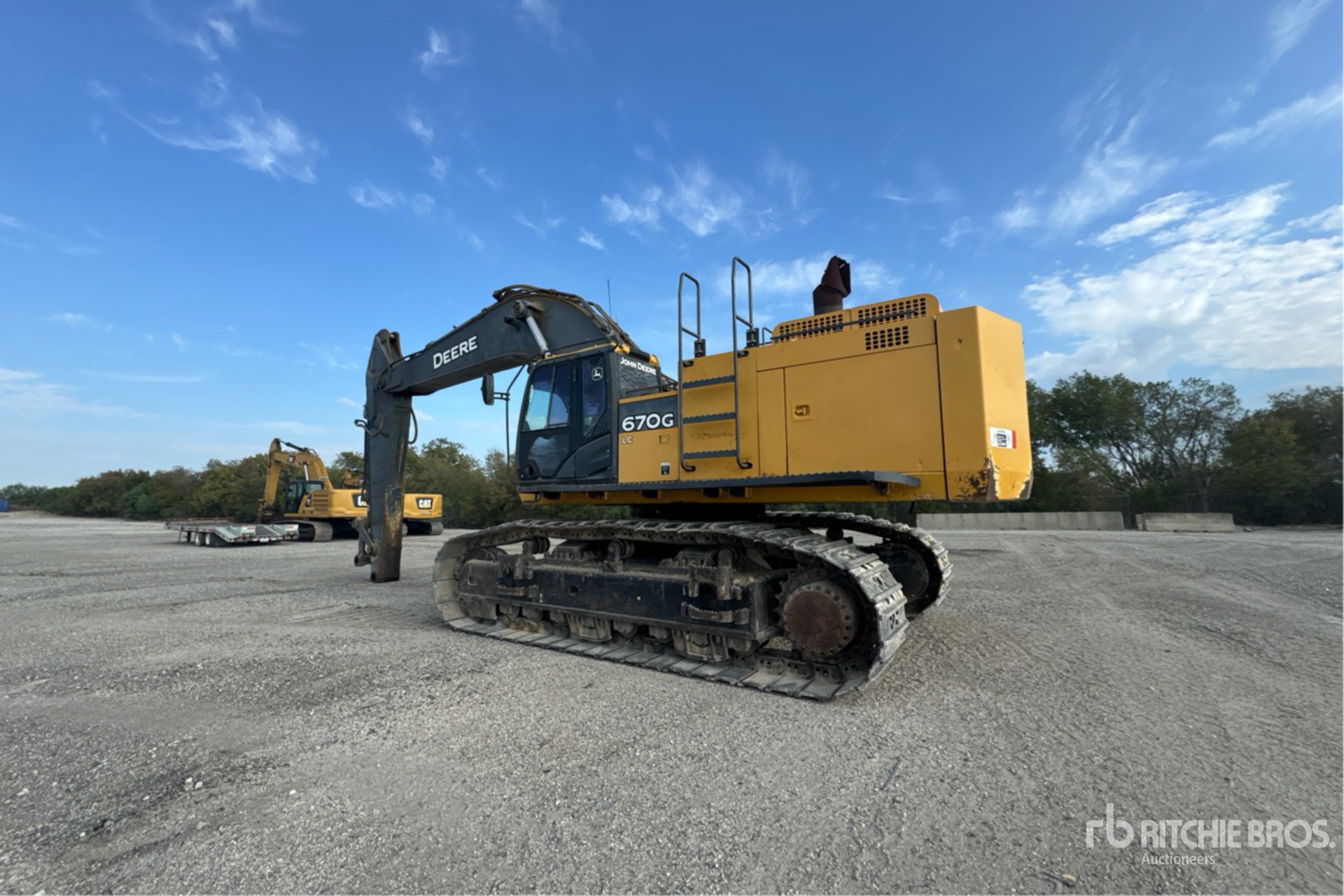 General Appearance with Foto, angolo posteriore sinistro