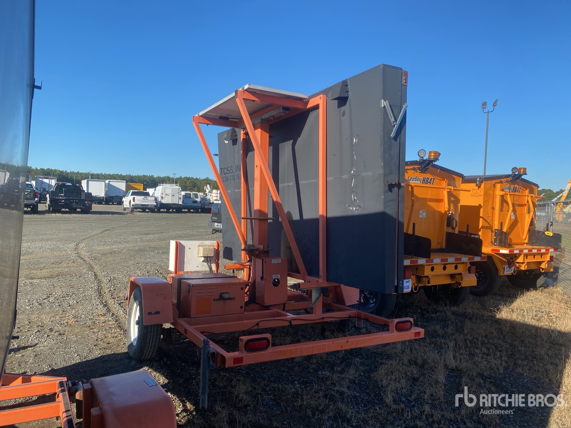 General Appearance with Bild, Ecke hinten links