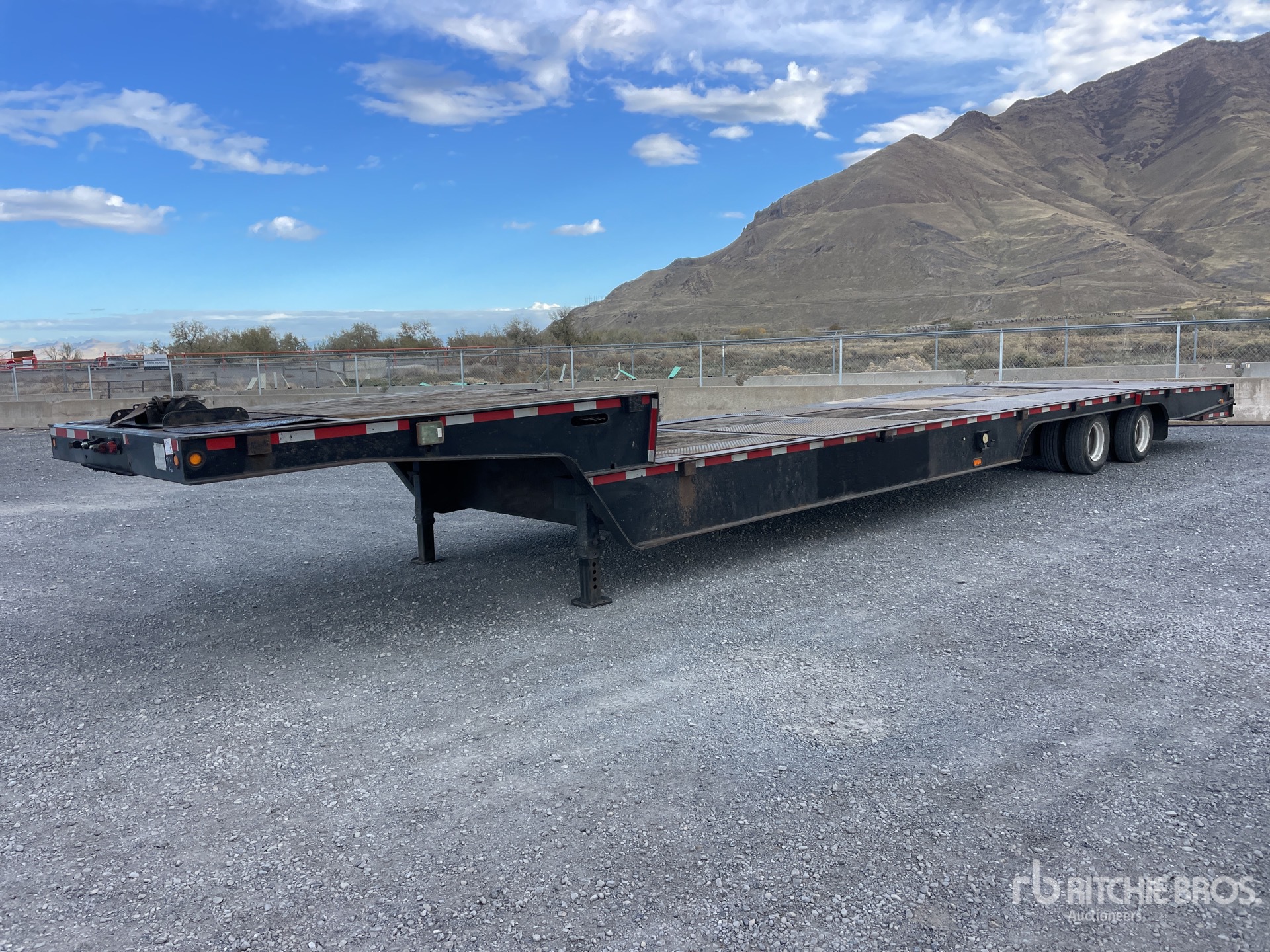 General Appearance with Image, coin avant gauche