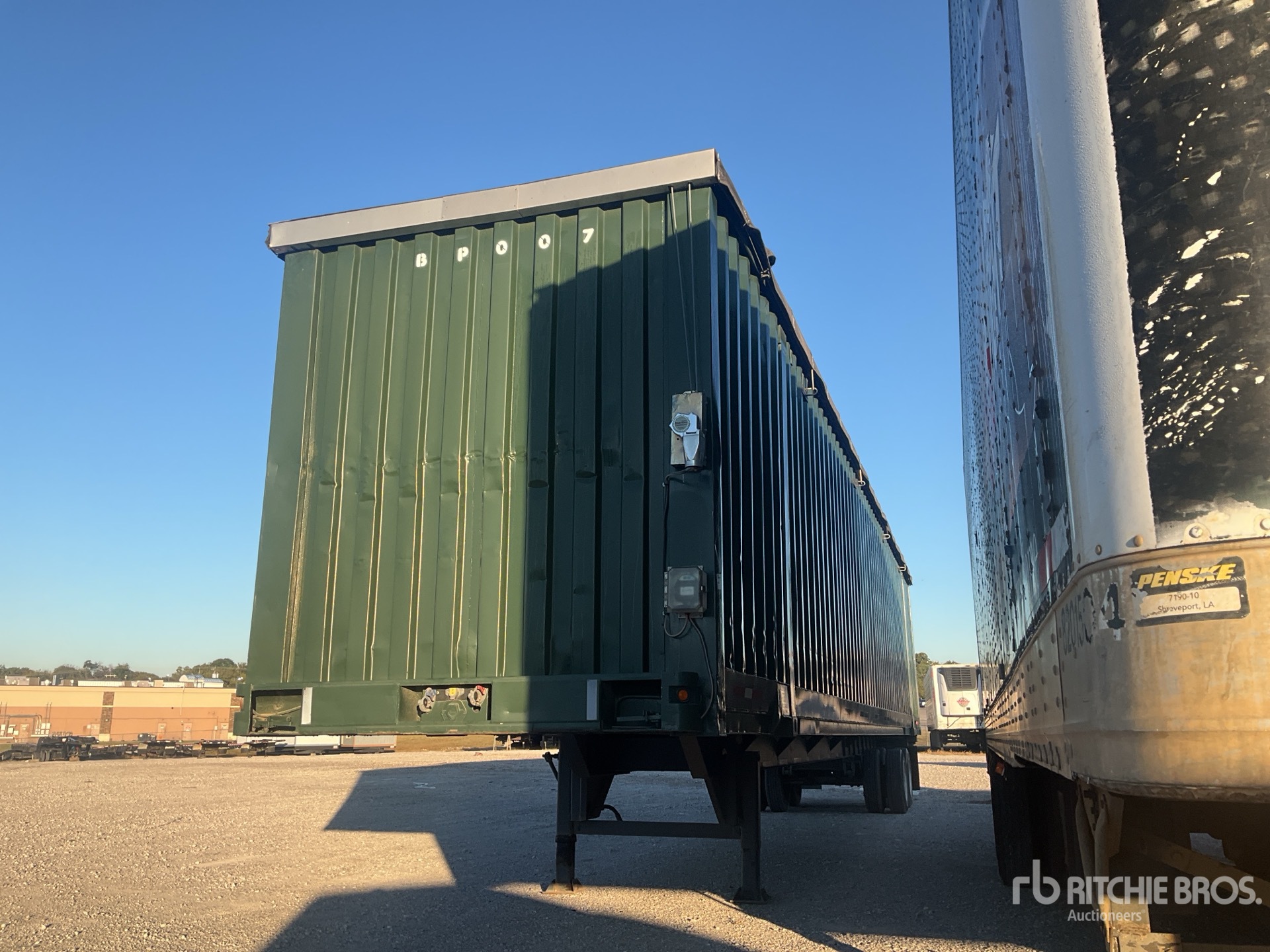 General Appearance with Featured Photo