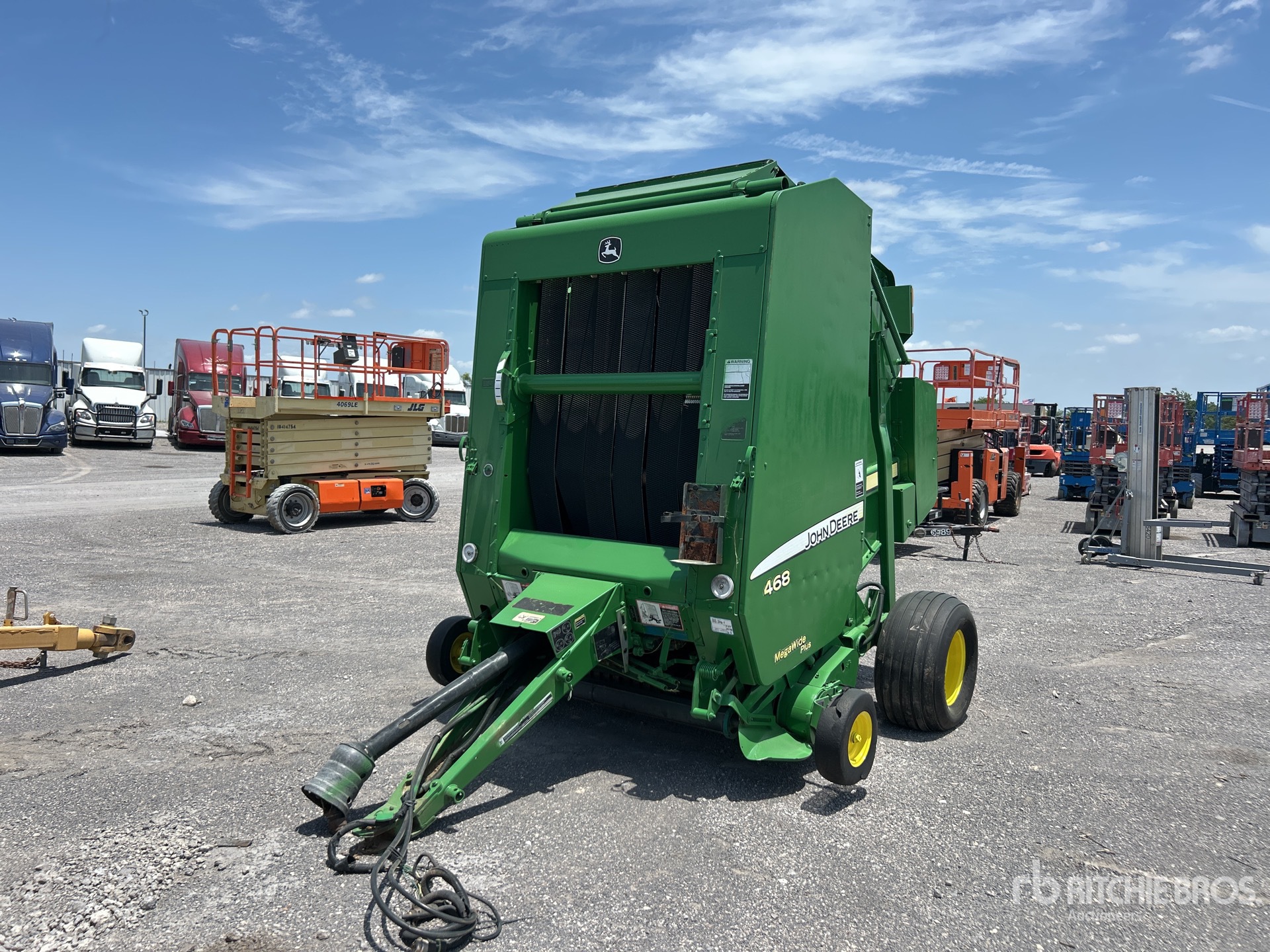 General Appearance with Bild, Ecke vorne links