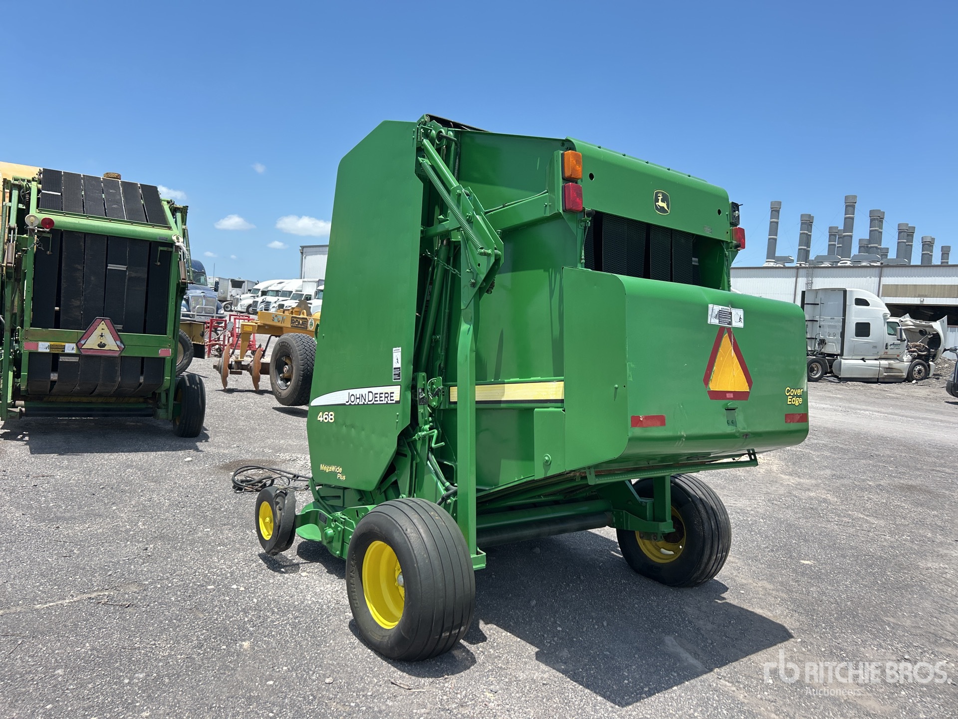 General Appearance with Bild, Ecke hinten links