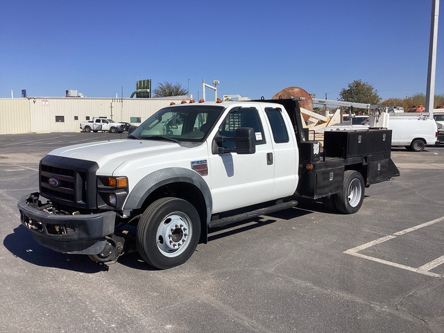 2008 Ford F-550 XL 4x2 Extended Cab Flatbed Truck