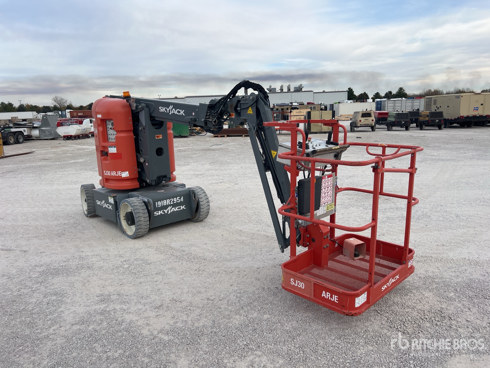 General Appearance with Picture, Right Front Corner