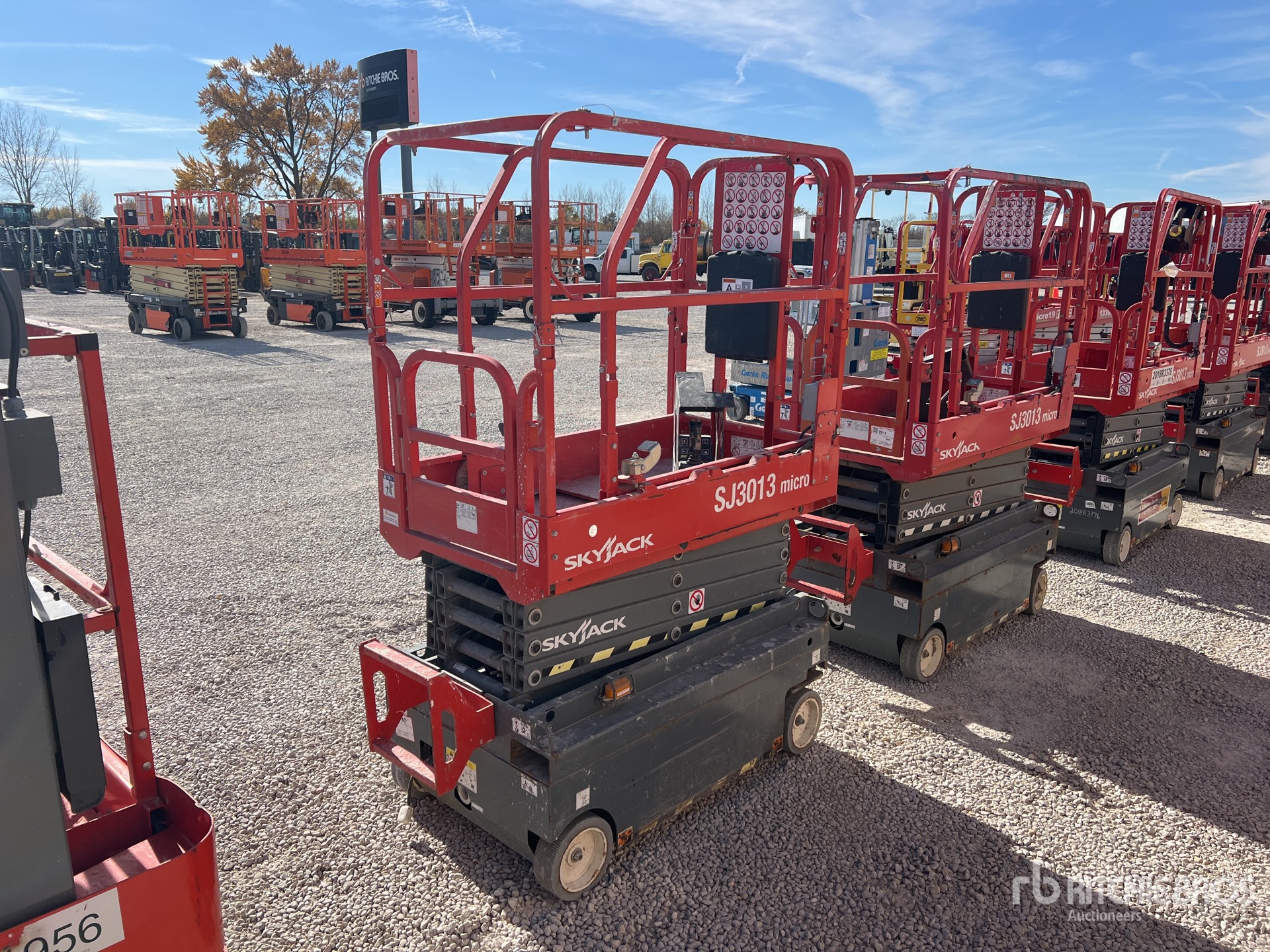 General Appearance with Imagen: esquina trasera derecha