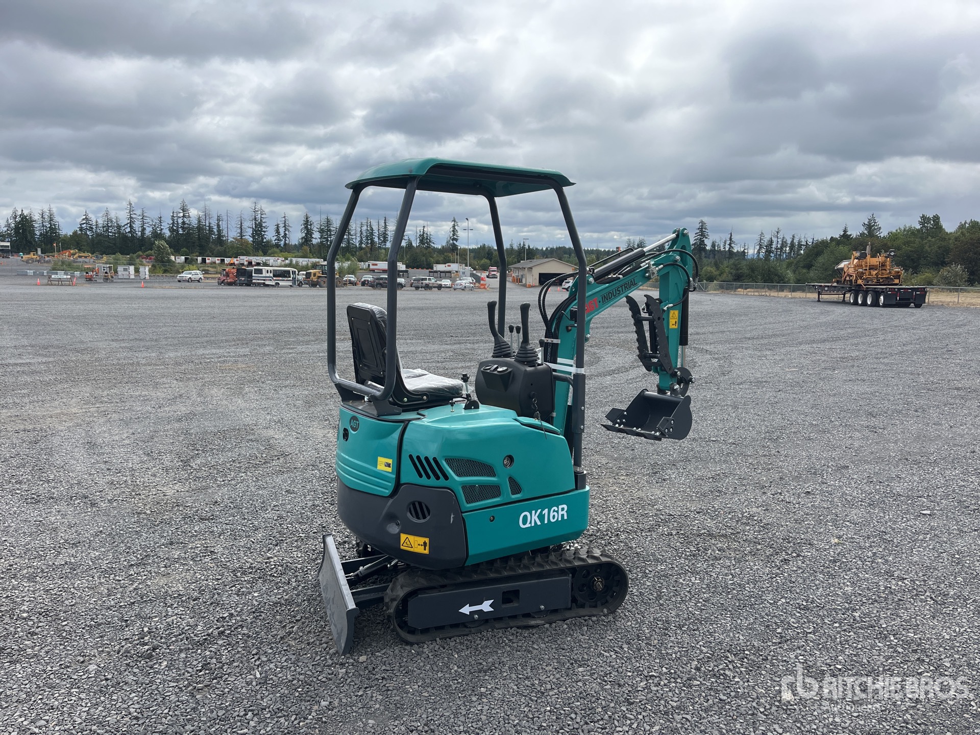 General Appearance with Picture, Right Rear Corner