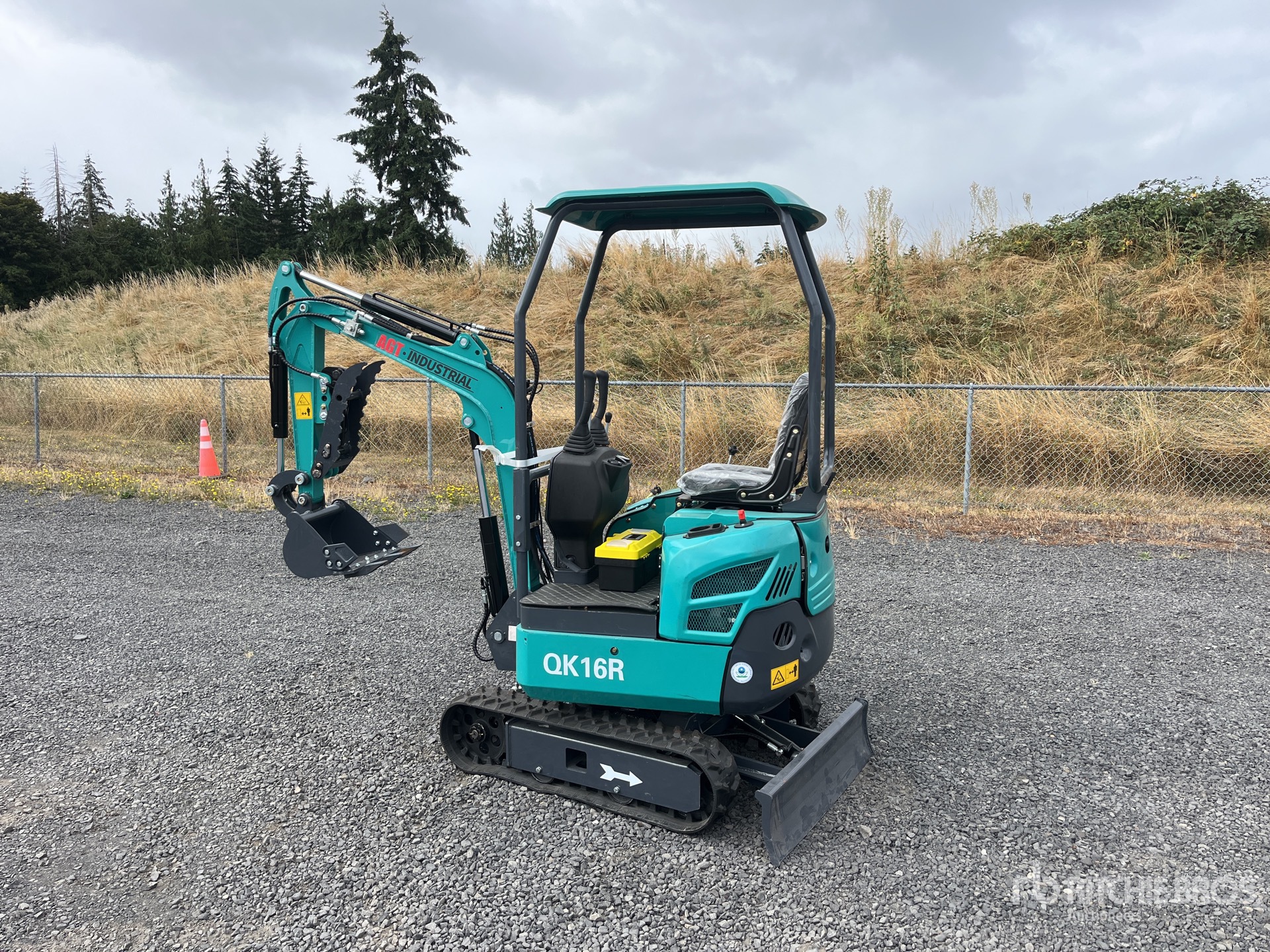 General Appearance with Picture, Left Rear Corner