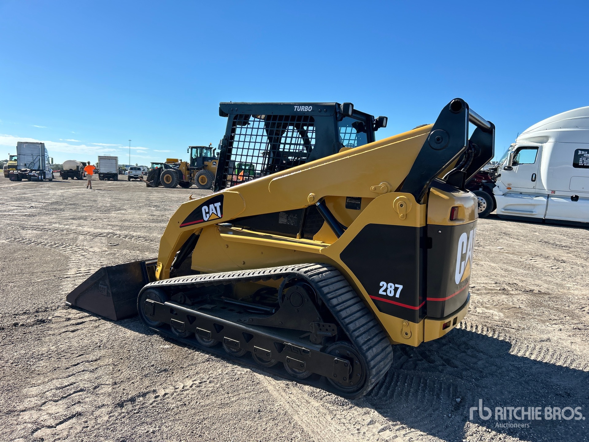 General Appearance with Imagen: esquina trasera izquierda