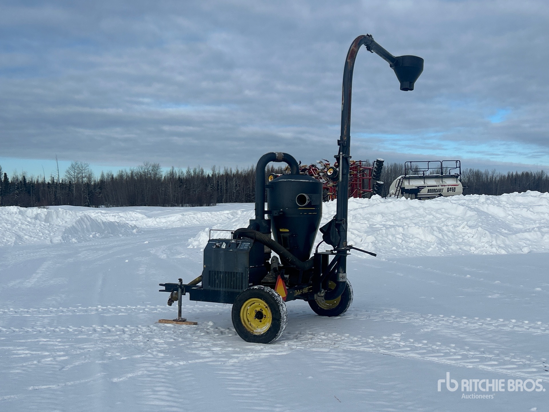 General Appearance with Bild, Ecke hinten links