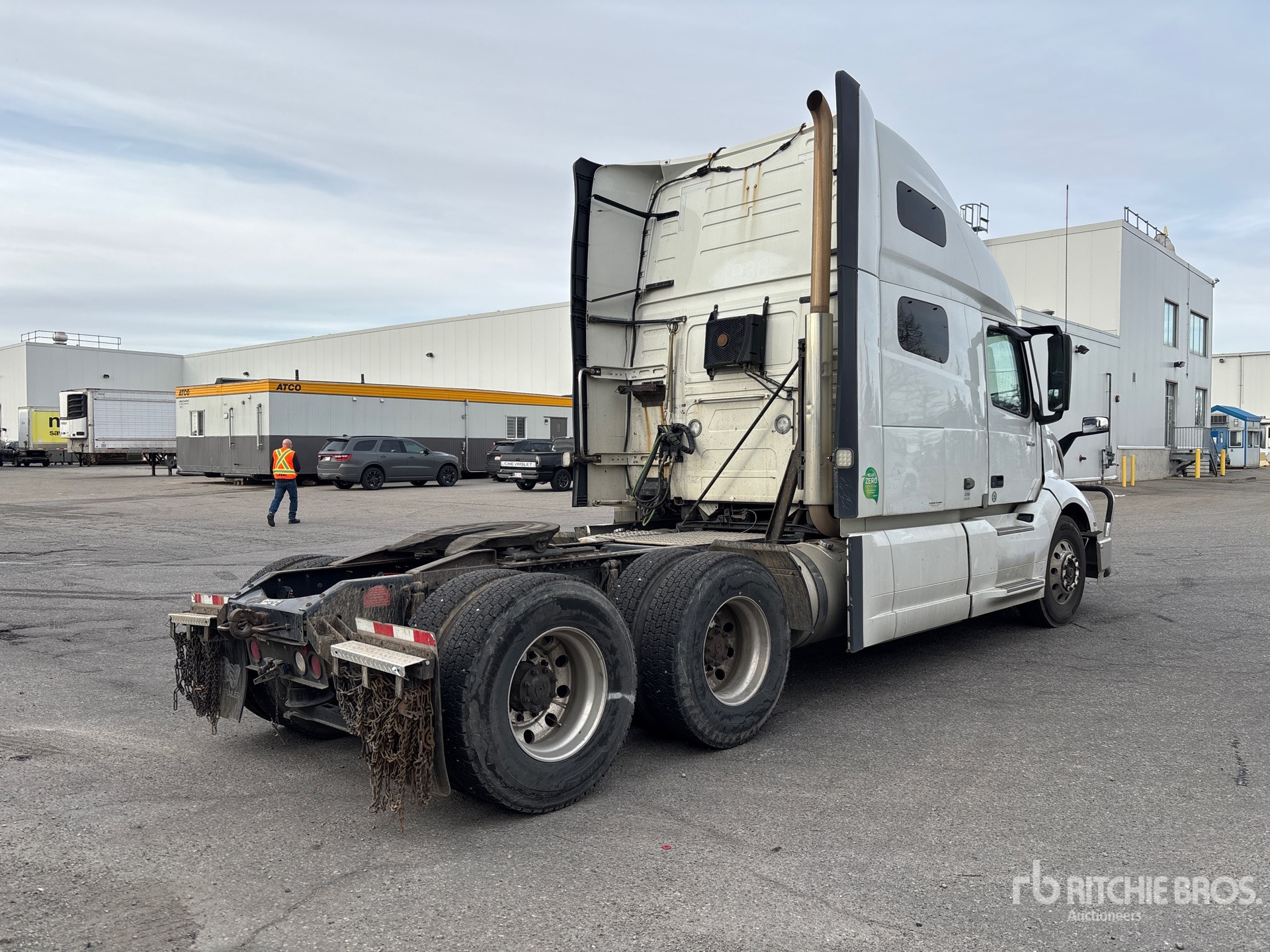 General Appearance with Bild, Ecke hinten rechts