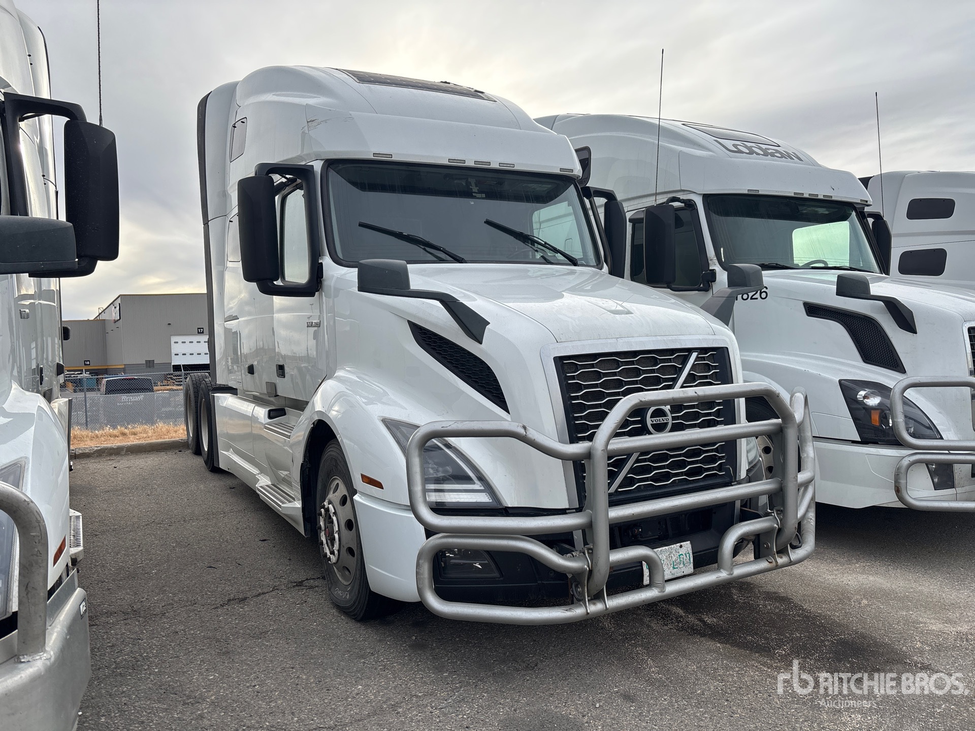 General Appearance with Bild, Ecke vorne rechts