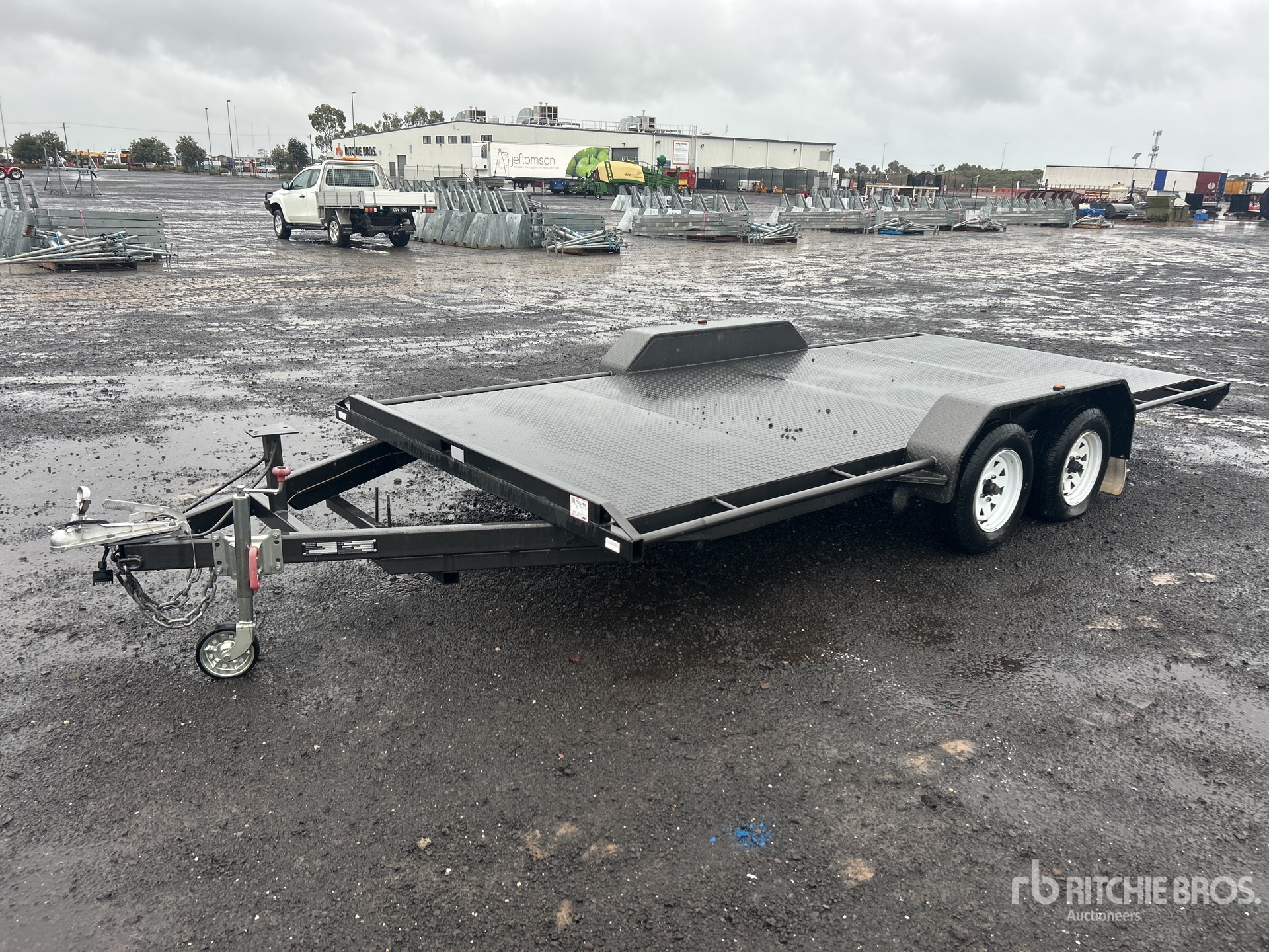 General Appearance with Picture, Right Front Corner