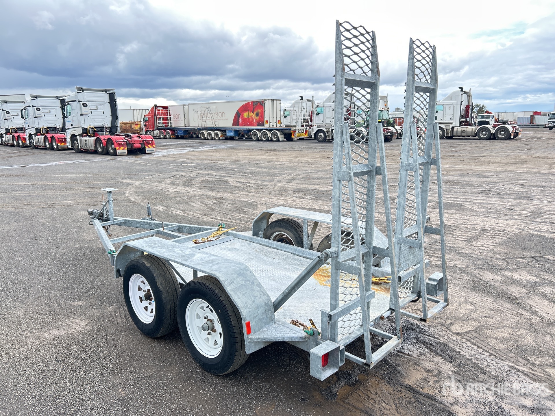 General Appearance with Picture, Right Rear Corner