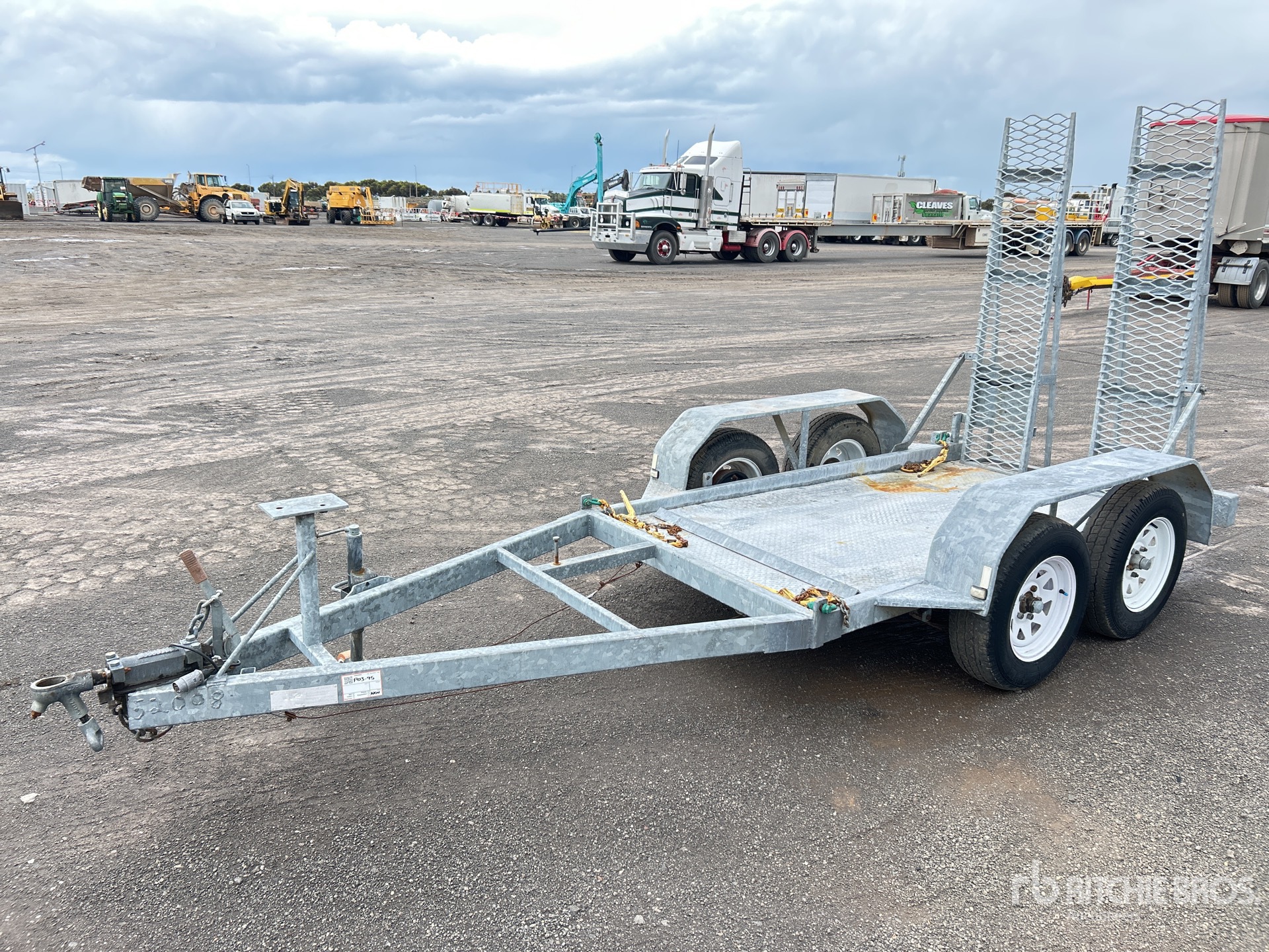 General Appearance with Picture, Right Front Corner