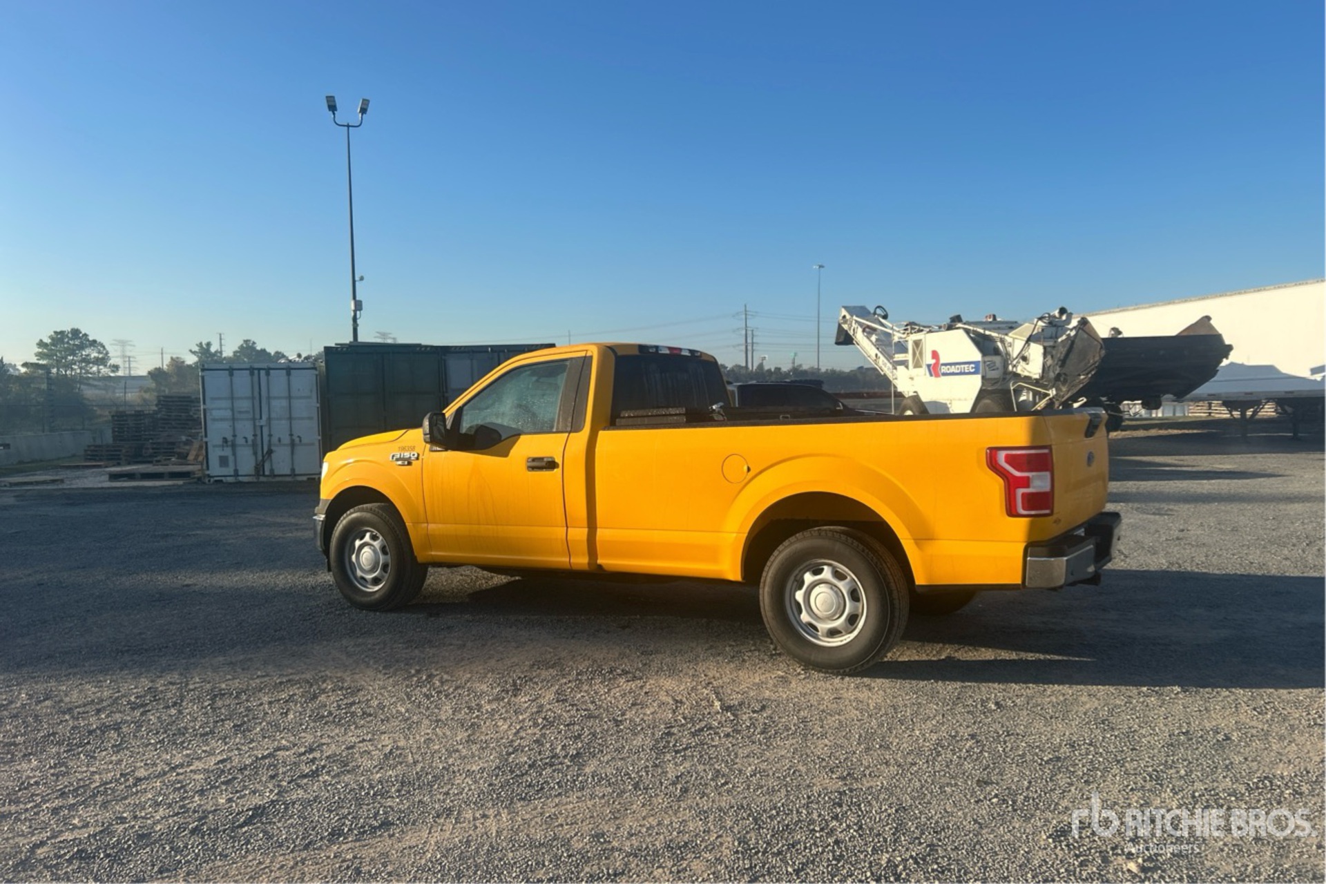 General Appearance with Picture, Left Rear Corner