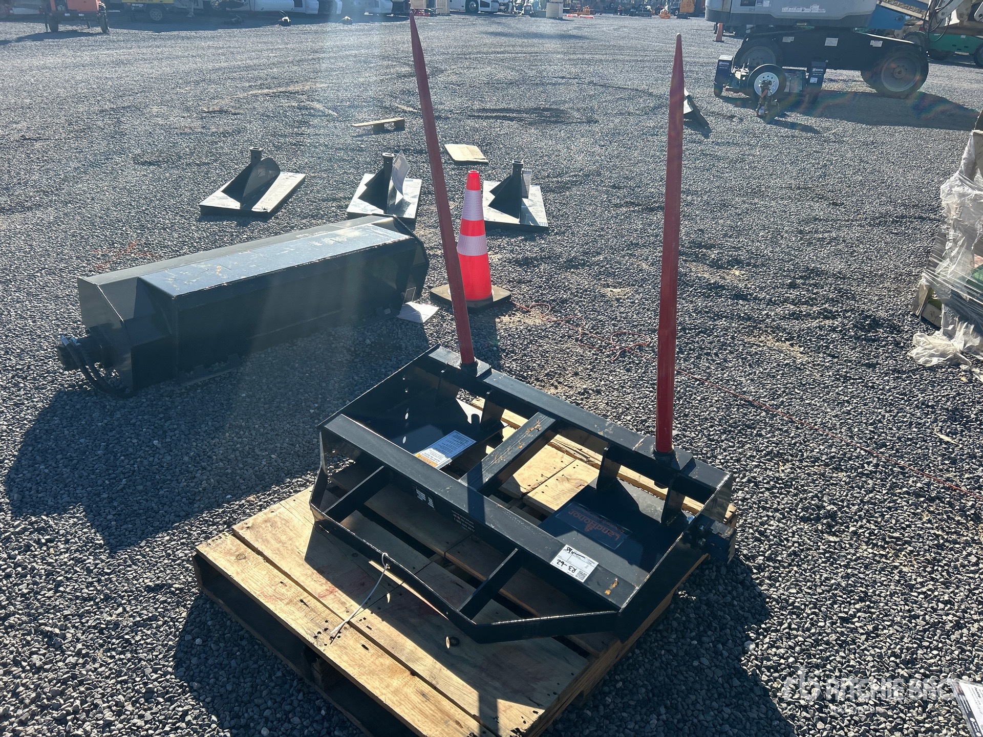 General Appearance with Image, coin avant gauche