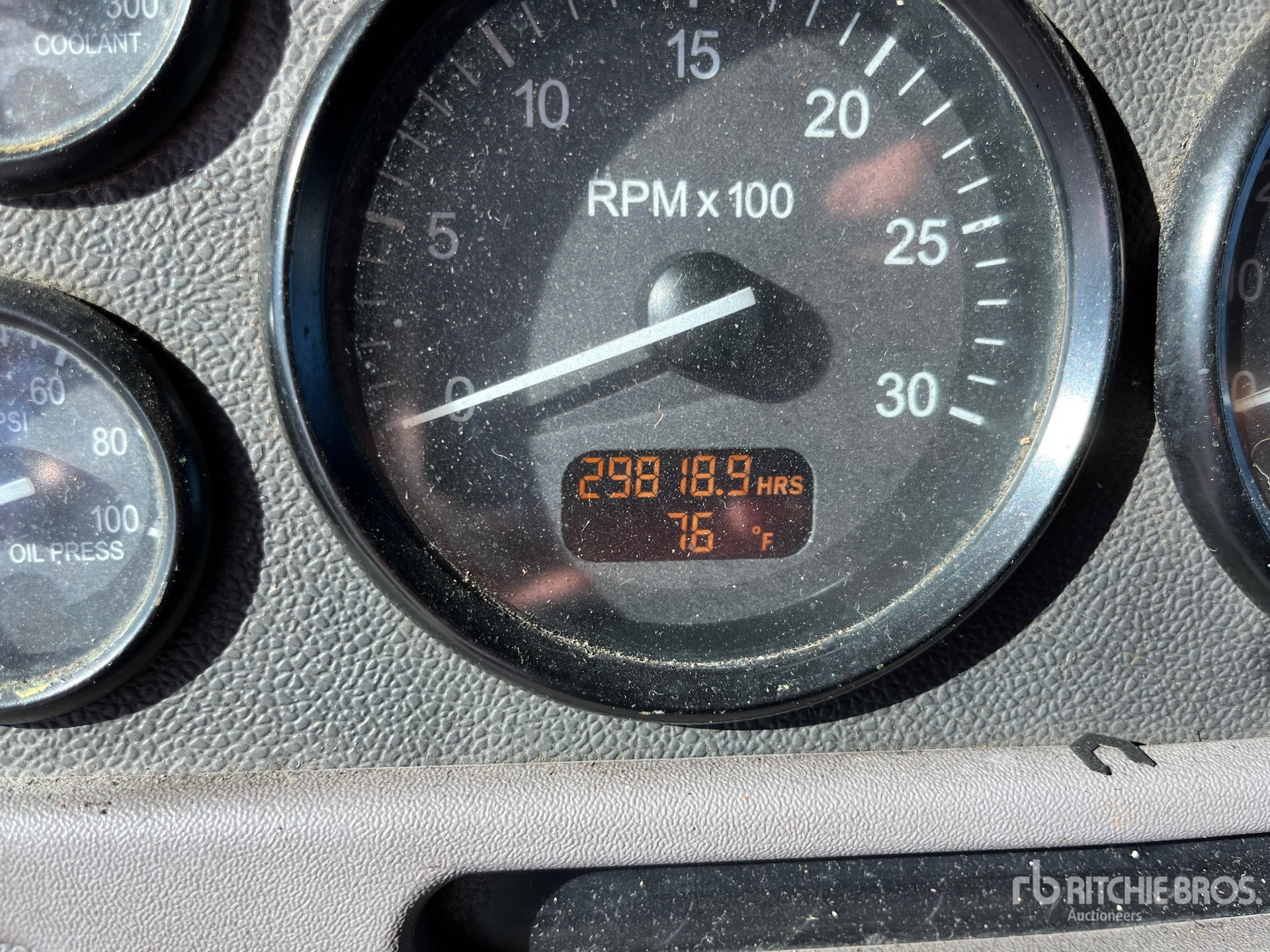 Cab with Engine Hours