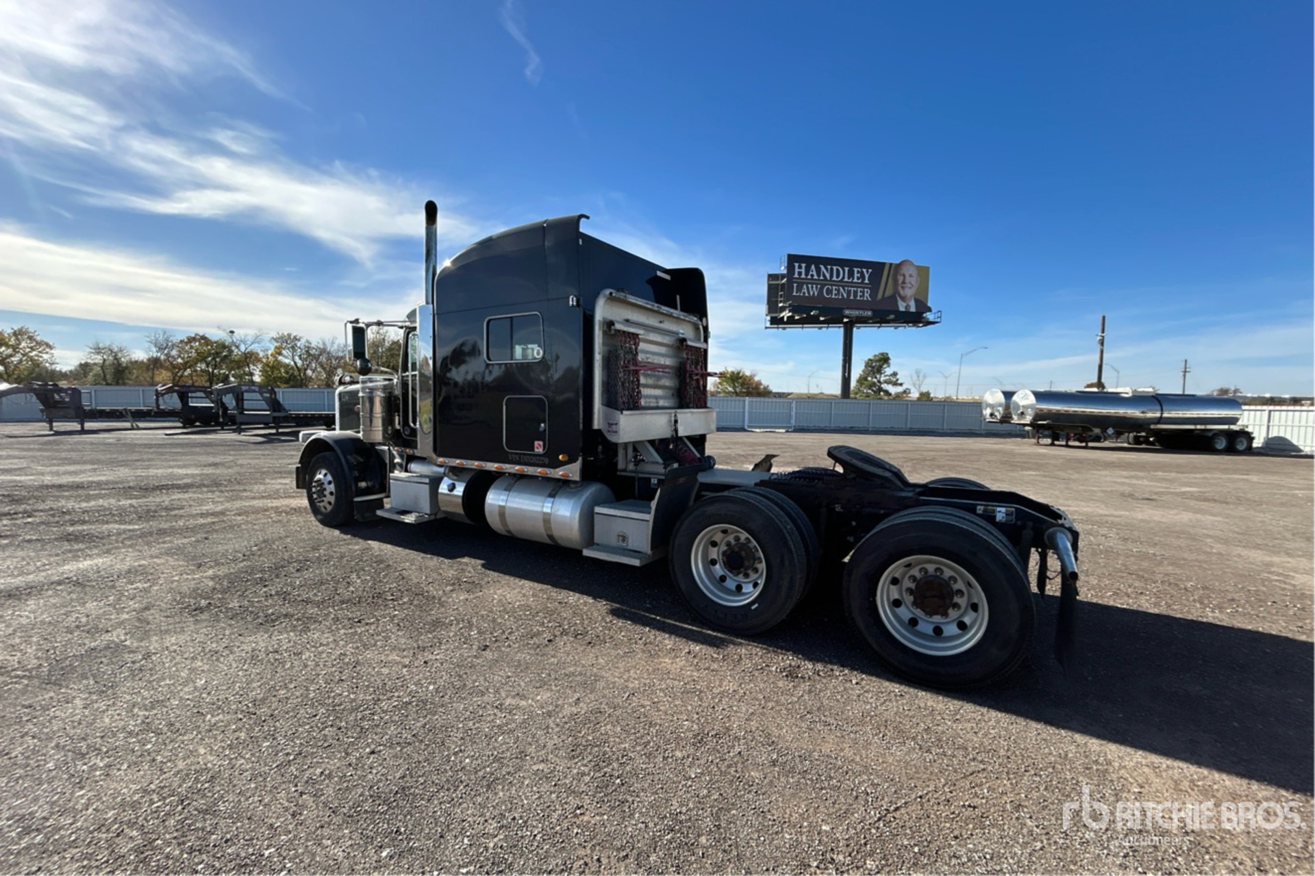 General Appearance with Zdjęcie, lewy dolny róg