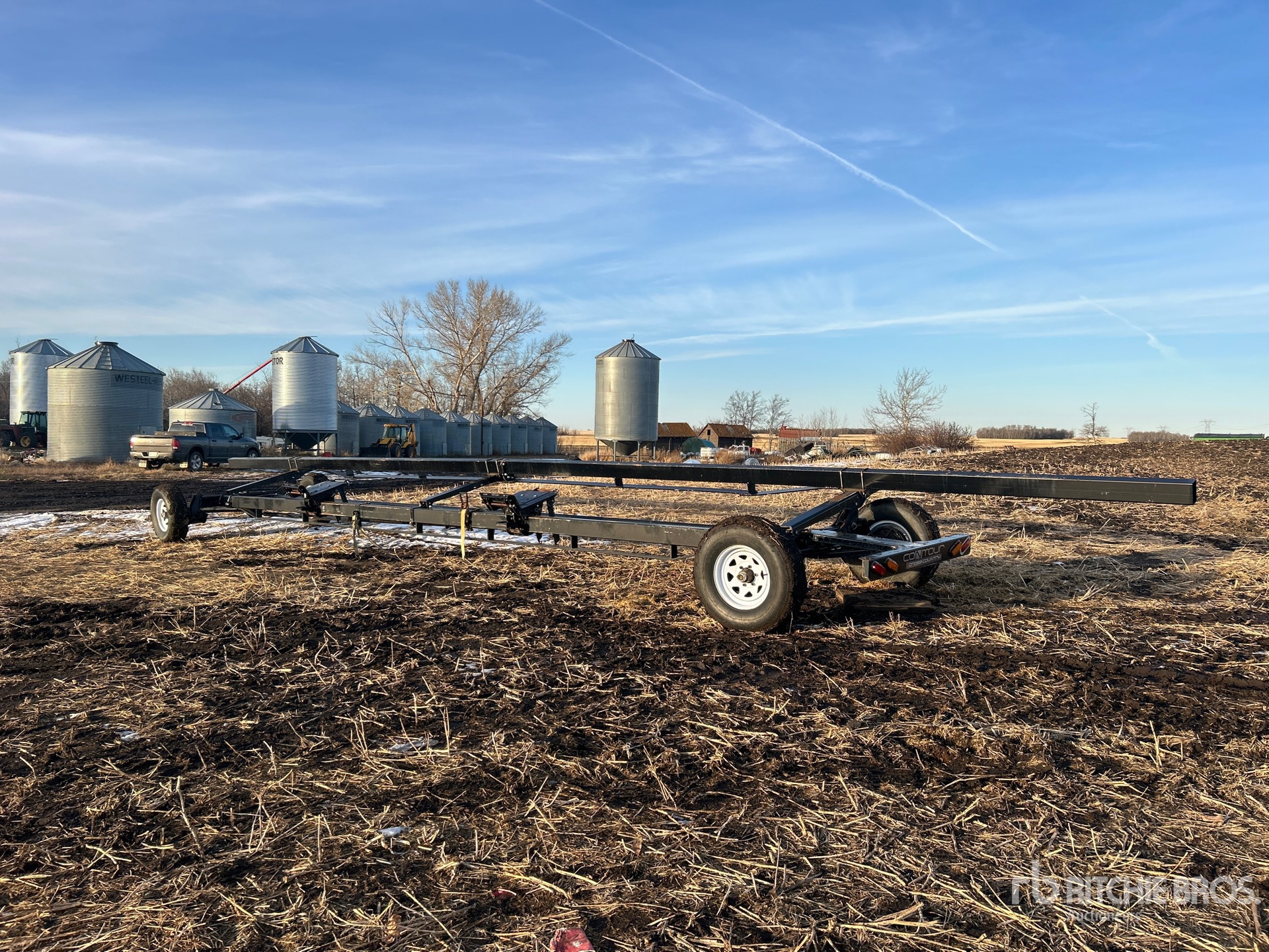 General Appearance with Foto, angolo posteriore sinistro