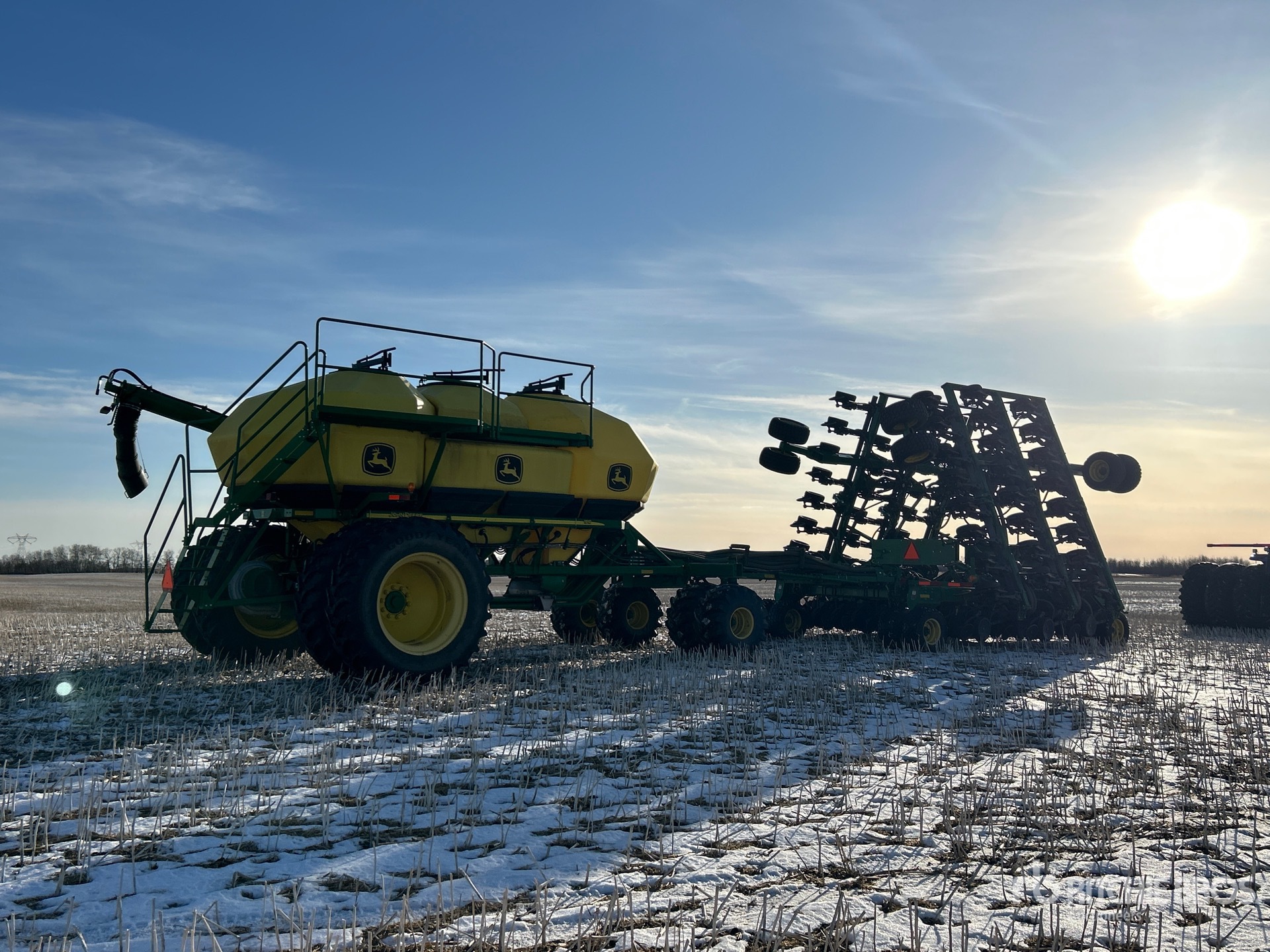 General Appearance with Foto, angolo anteriore sinistro