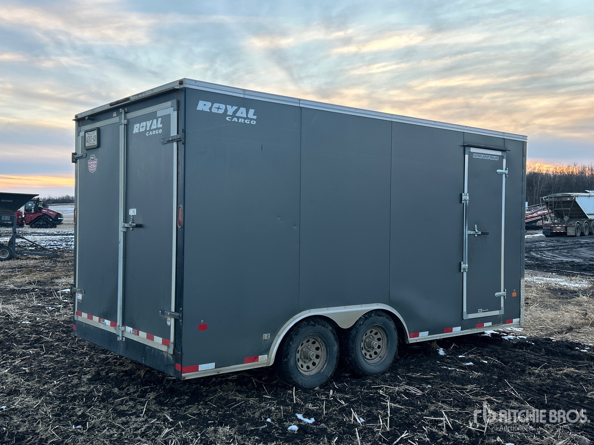 General Appearance with Foto, angolo anteriore sinistro