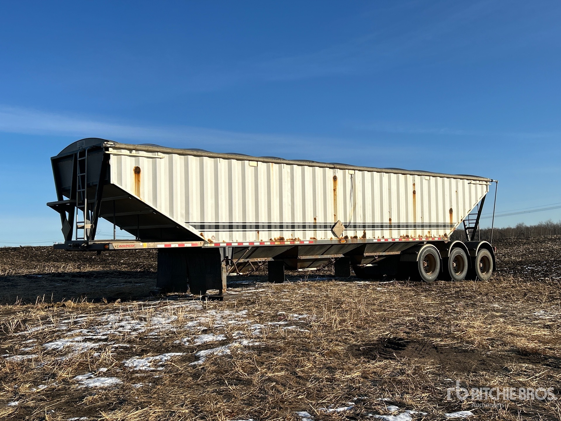 General Appearance with Foto, angolo anteriore sinistro