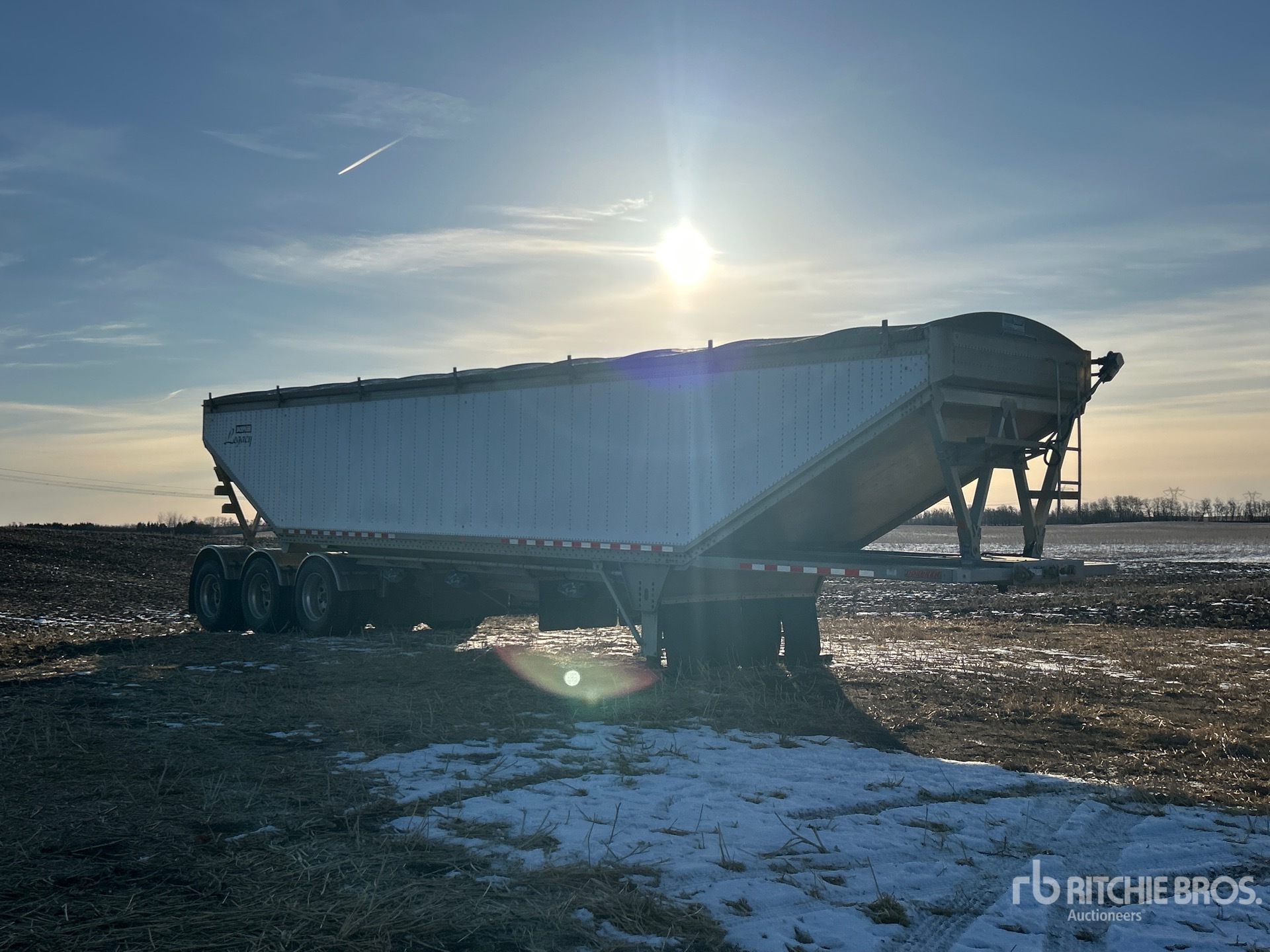 General Appearance with Foto, angolo anteriore destro