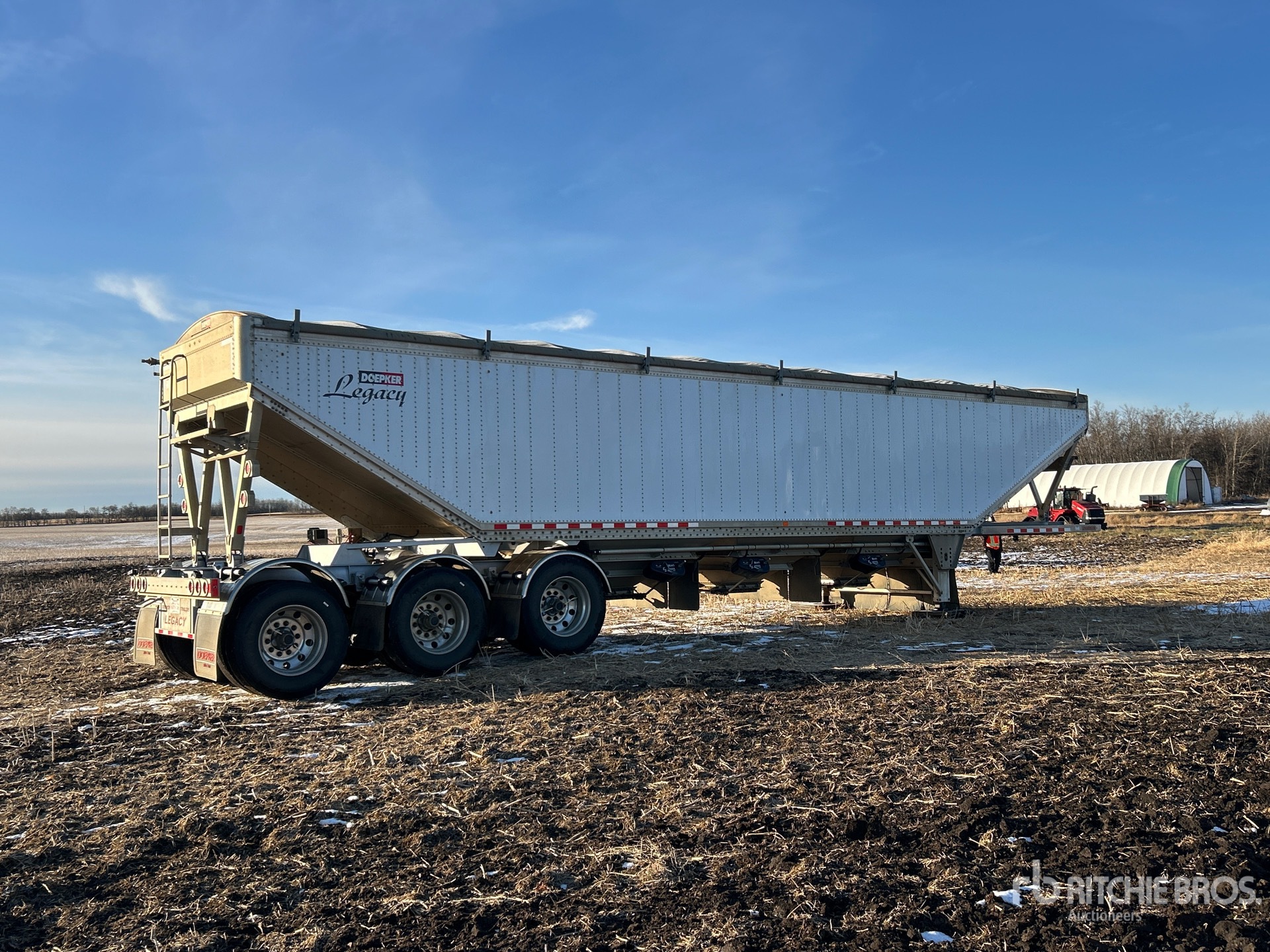 General Appearance with Foto, angolo anteriore sinistro