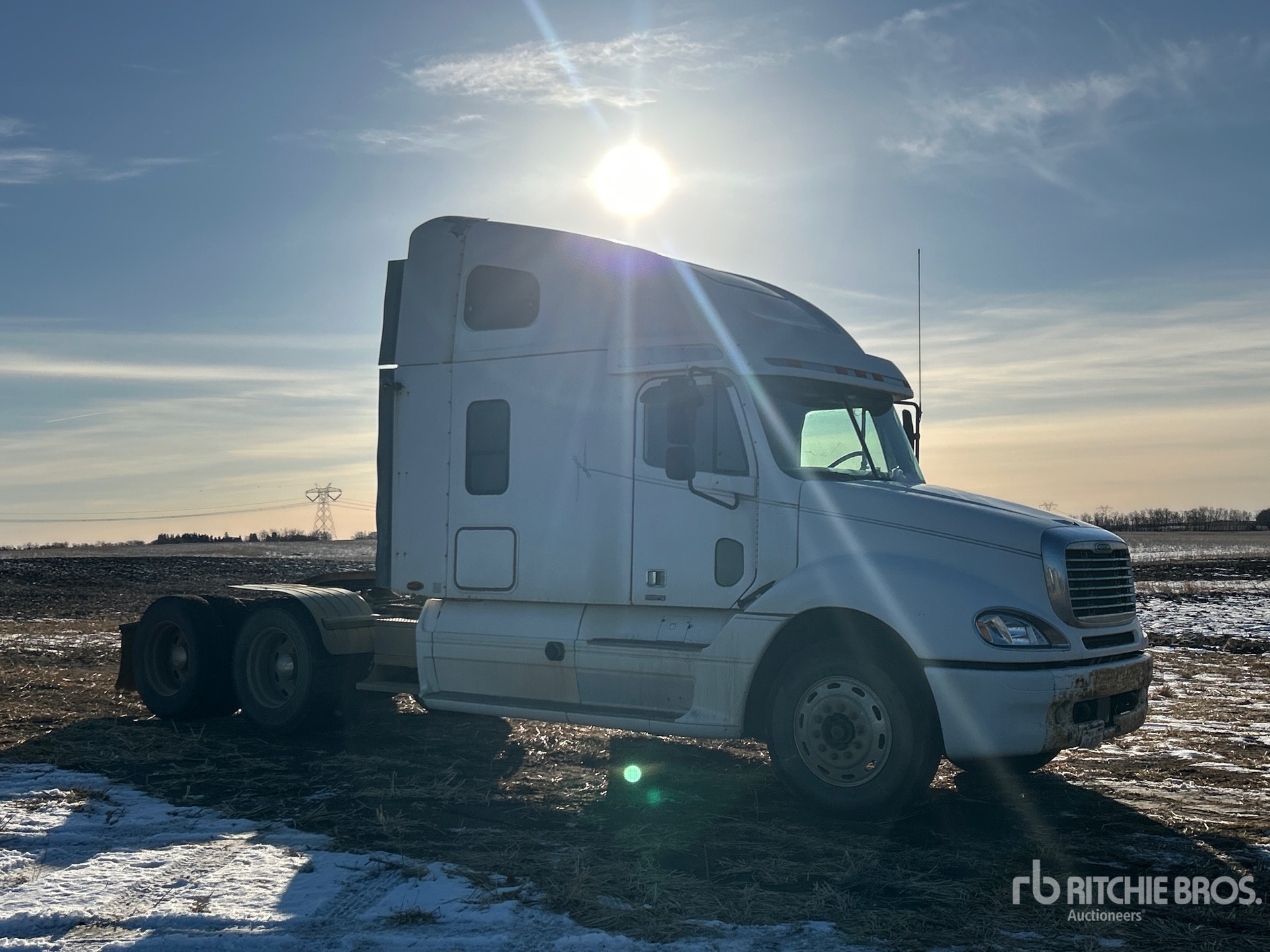 General Appearance with Foto, angolo anteriore destro