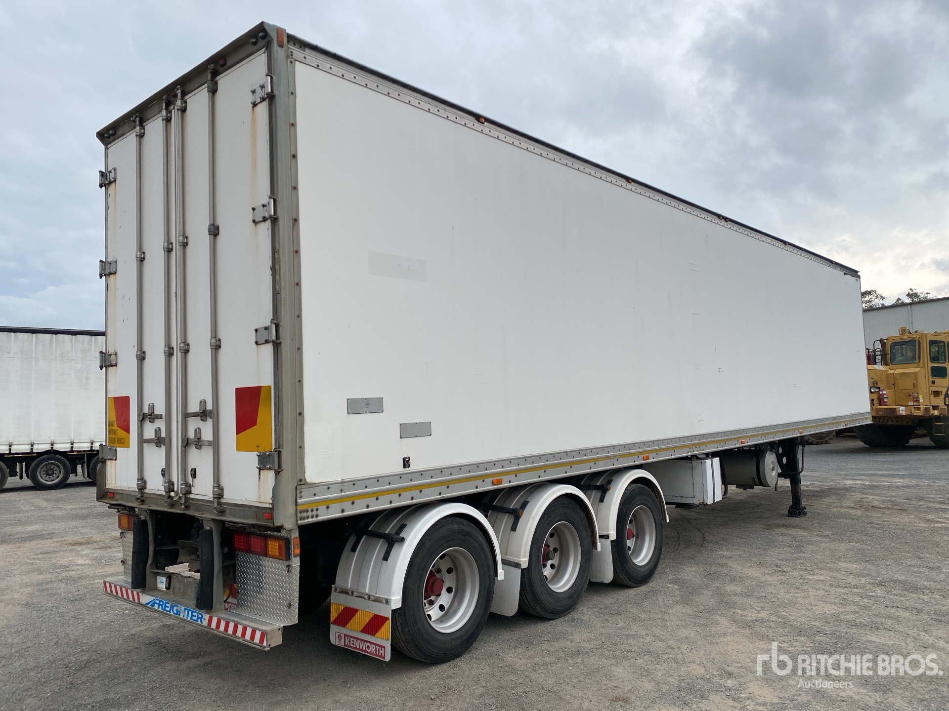 General Appearance with Zdjęcie, lewy dolny róg