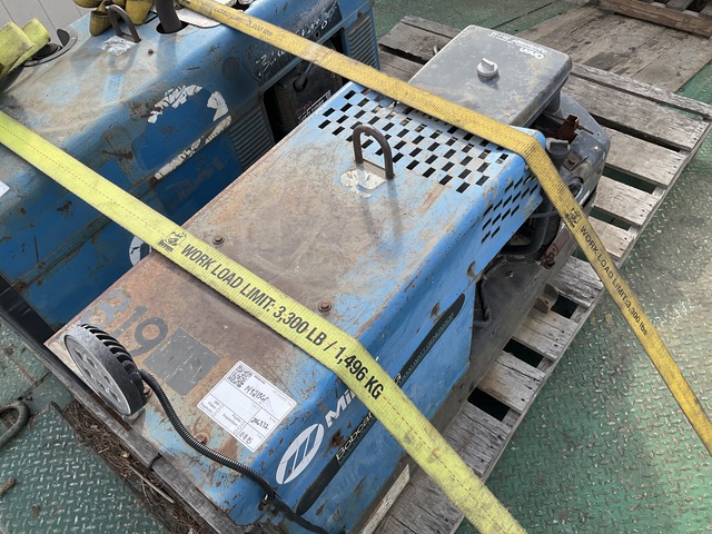 1992 Miller Bobcat 225 Engine Driven Welder