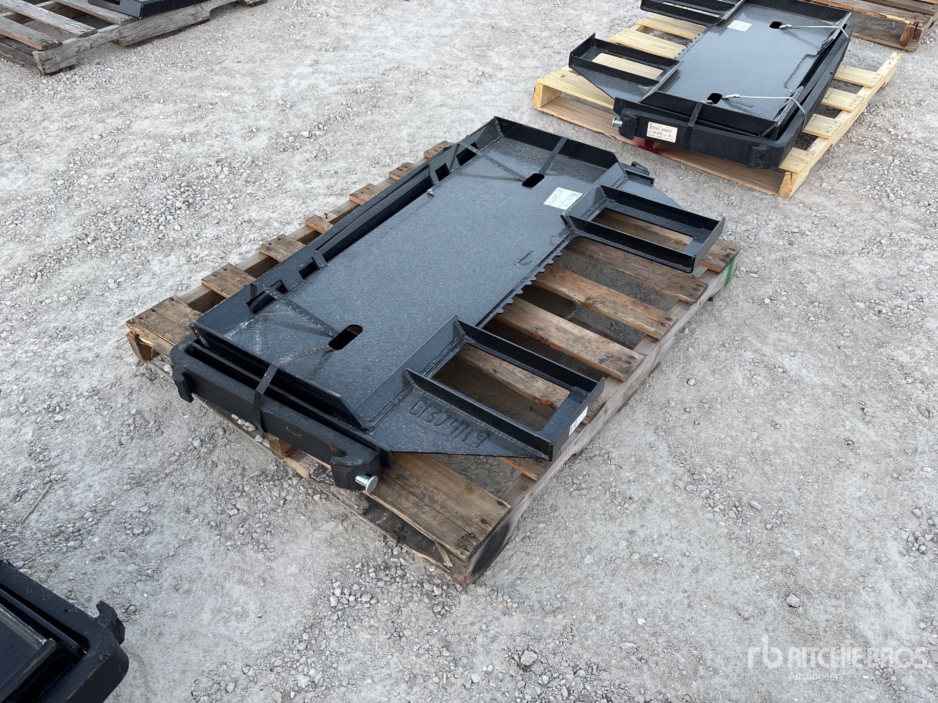 General Appearance with Bild, Ecke vorne links