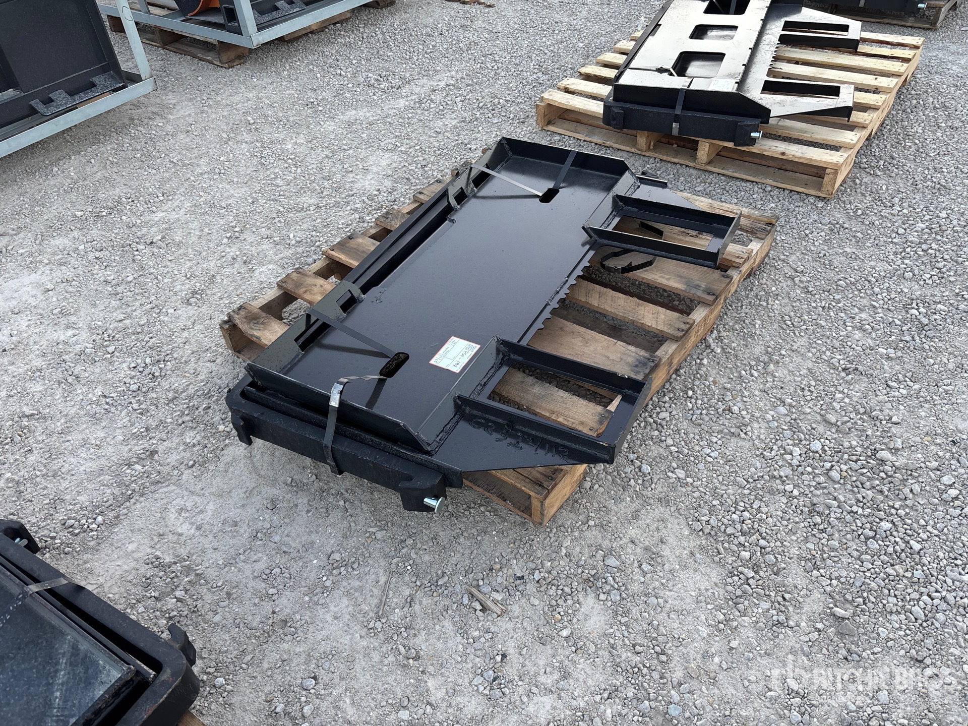 General Appearance with Bild, Ecke vorne links