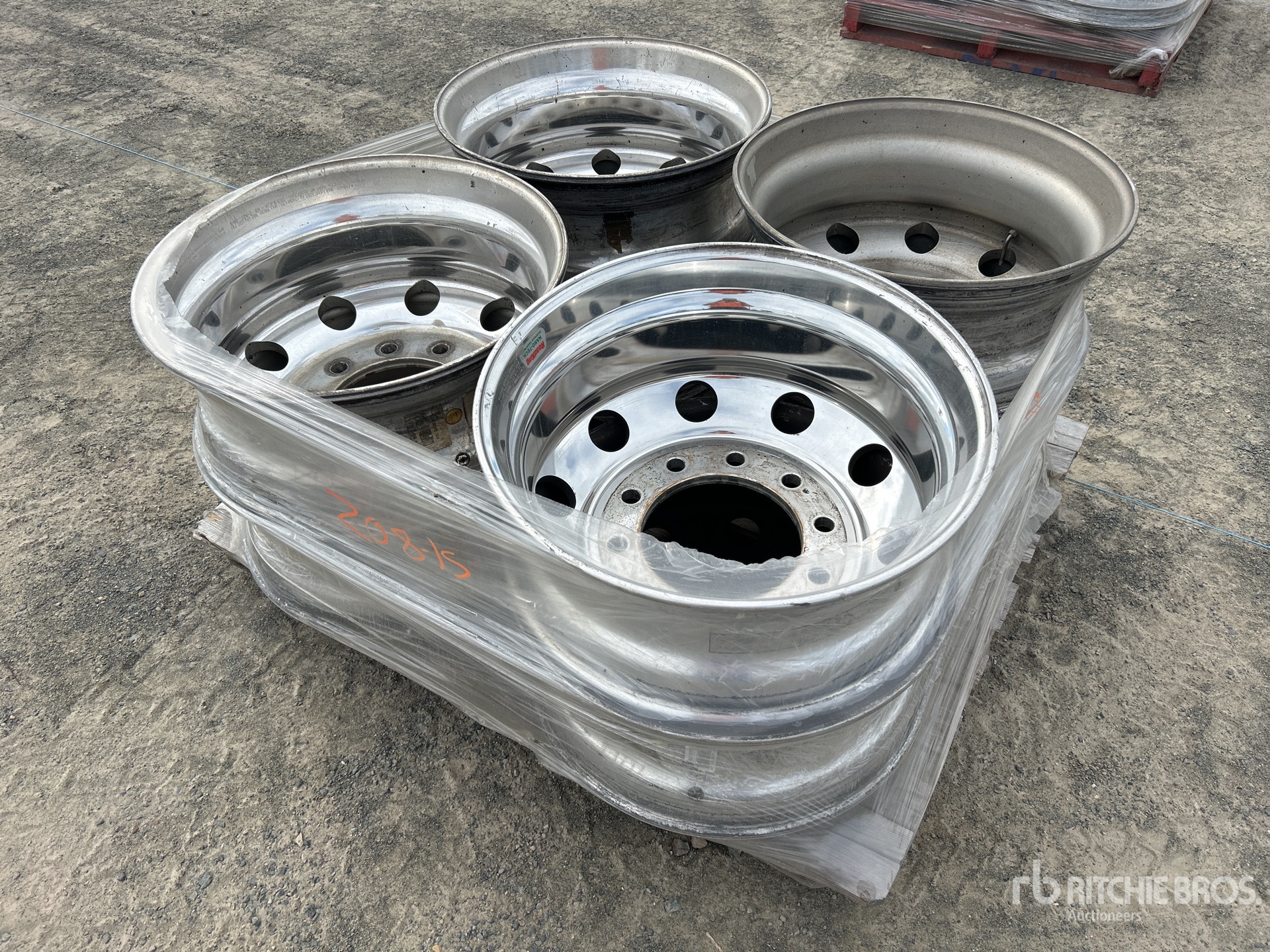 General Appearance with Bild, Ecke vorne links