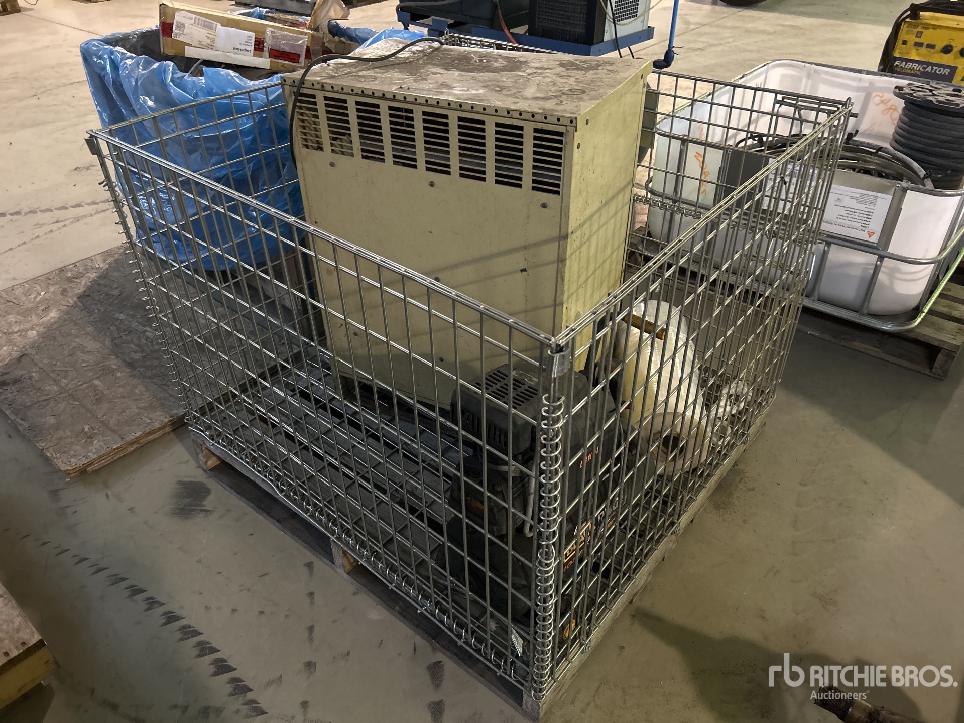 General Appearance with Image, coin arrière droit